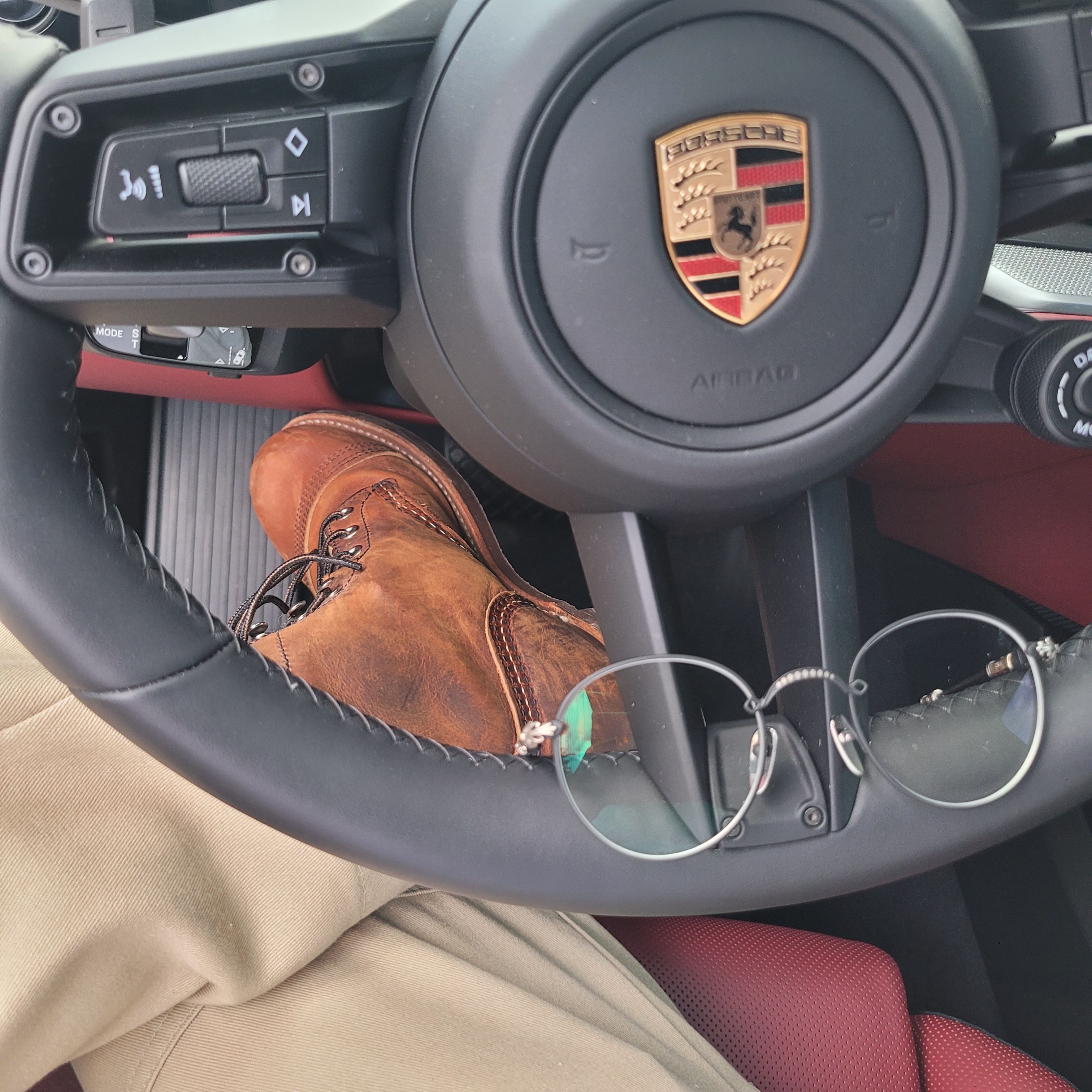 Chrome Hearts Bubba-A Matte Black Plastic, Red Wing Iron Ranger 8085 Copper Rough & Tough - D 착용 스타일