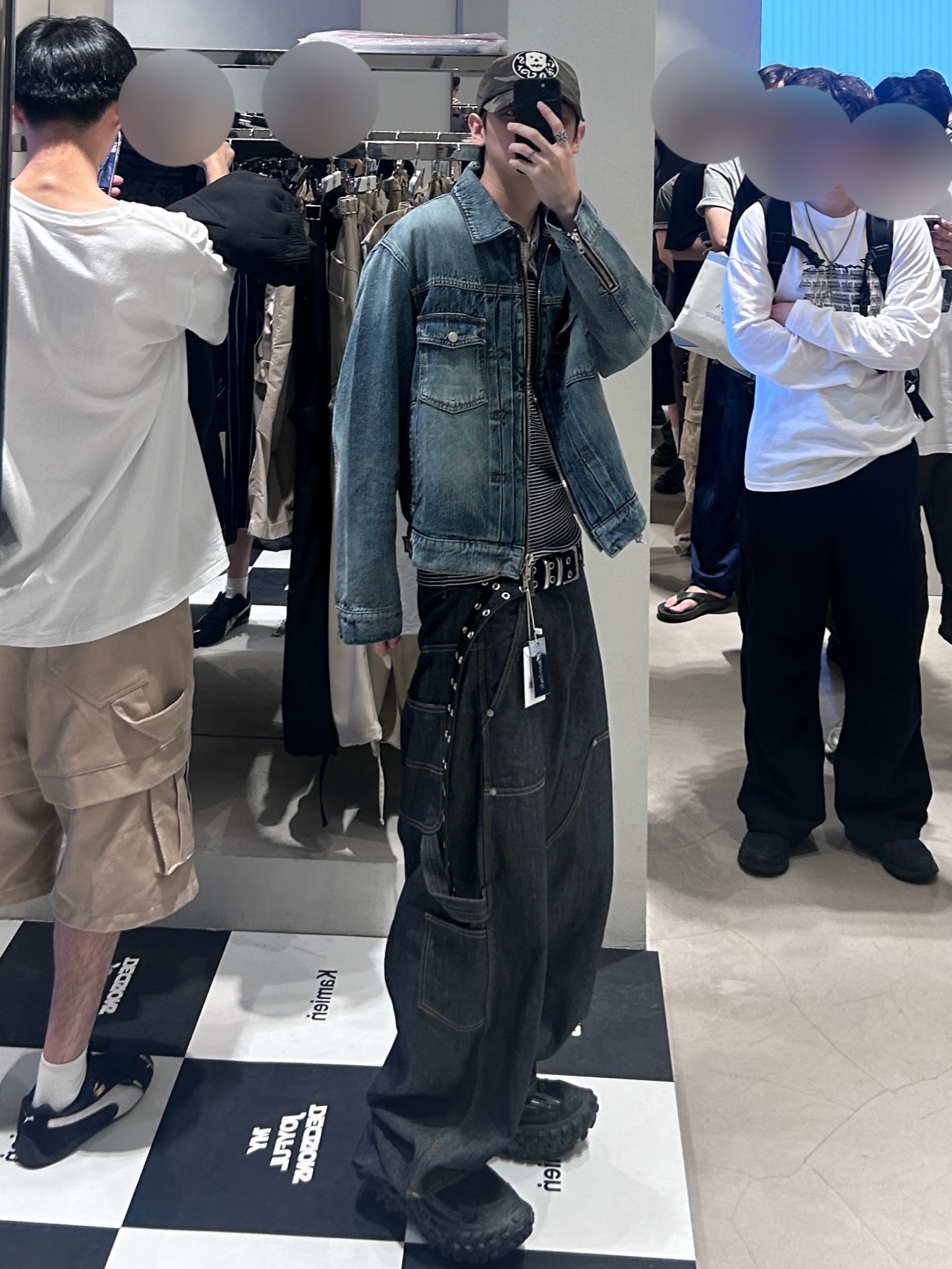 GRAILZ x KOIN SEOUL Carpenter Raw Denim Pants Indigo, Kamien x MJD Double Hole Belt Black Shearling Calfskin 착용 스타일 - 5