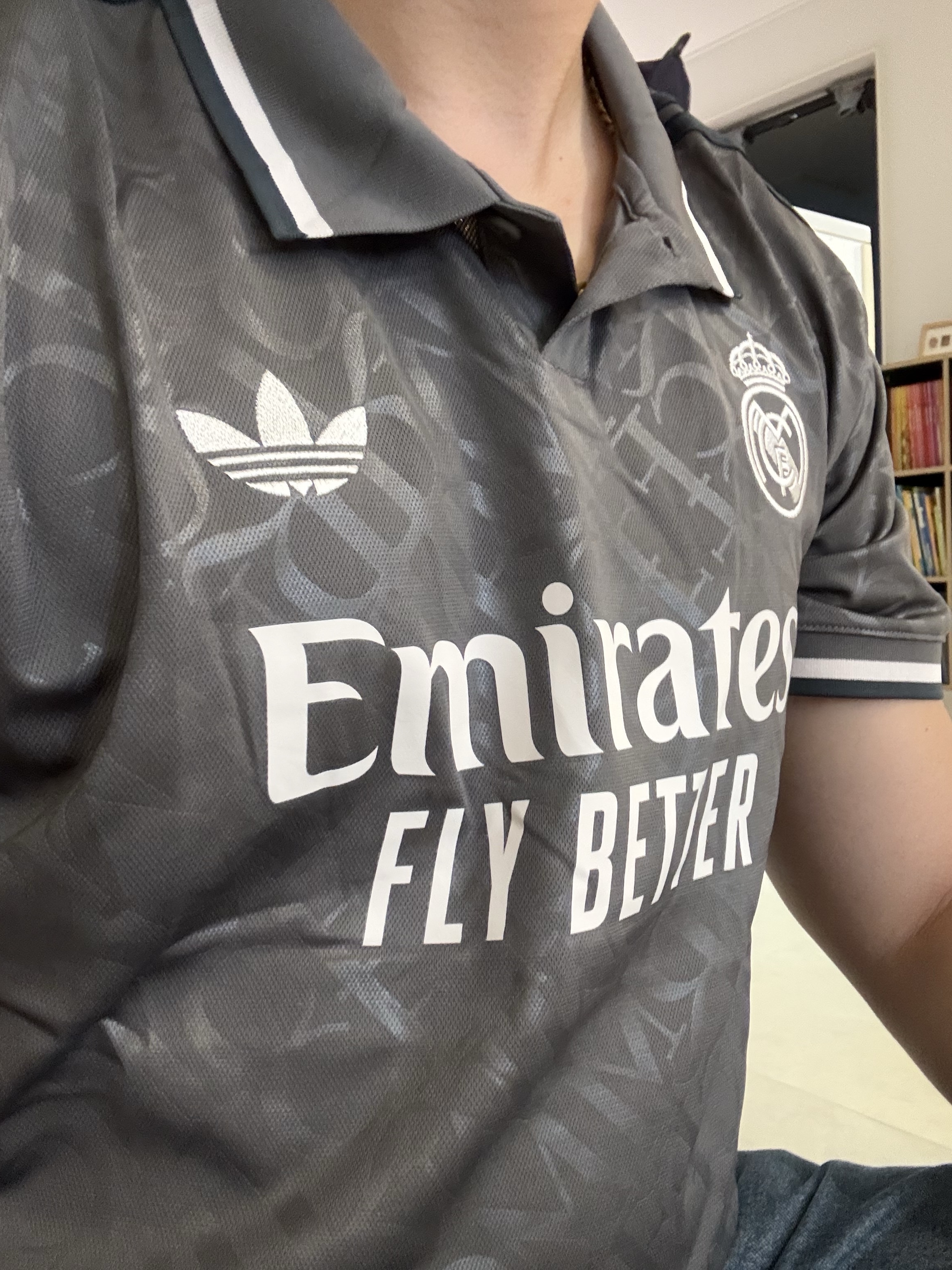 Adidas Real Madrid 2024/25 3rd Jersey Charcoal - KR Sizing (Non Marking Ver.) 착용 스타일