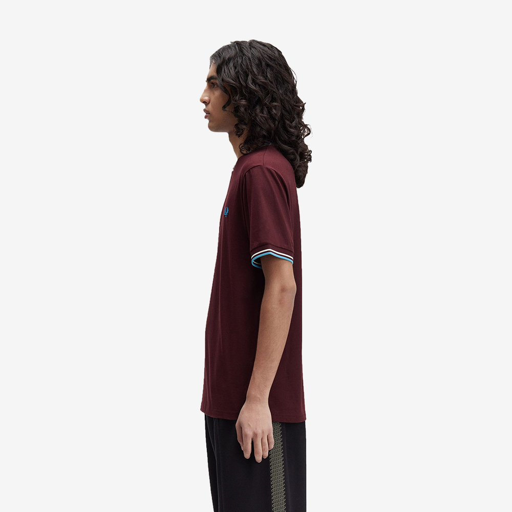 프레드페리 트윈 팁 티셔츠 옥스 블러드 에크루 코트블루(Fred Perry Twin Tipped T-Shirt Oxblood Ecru Court Blue) - 3
