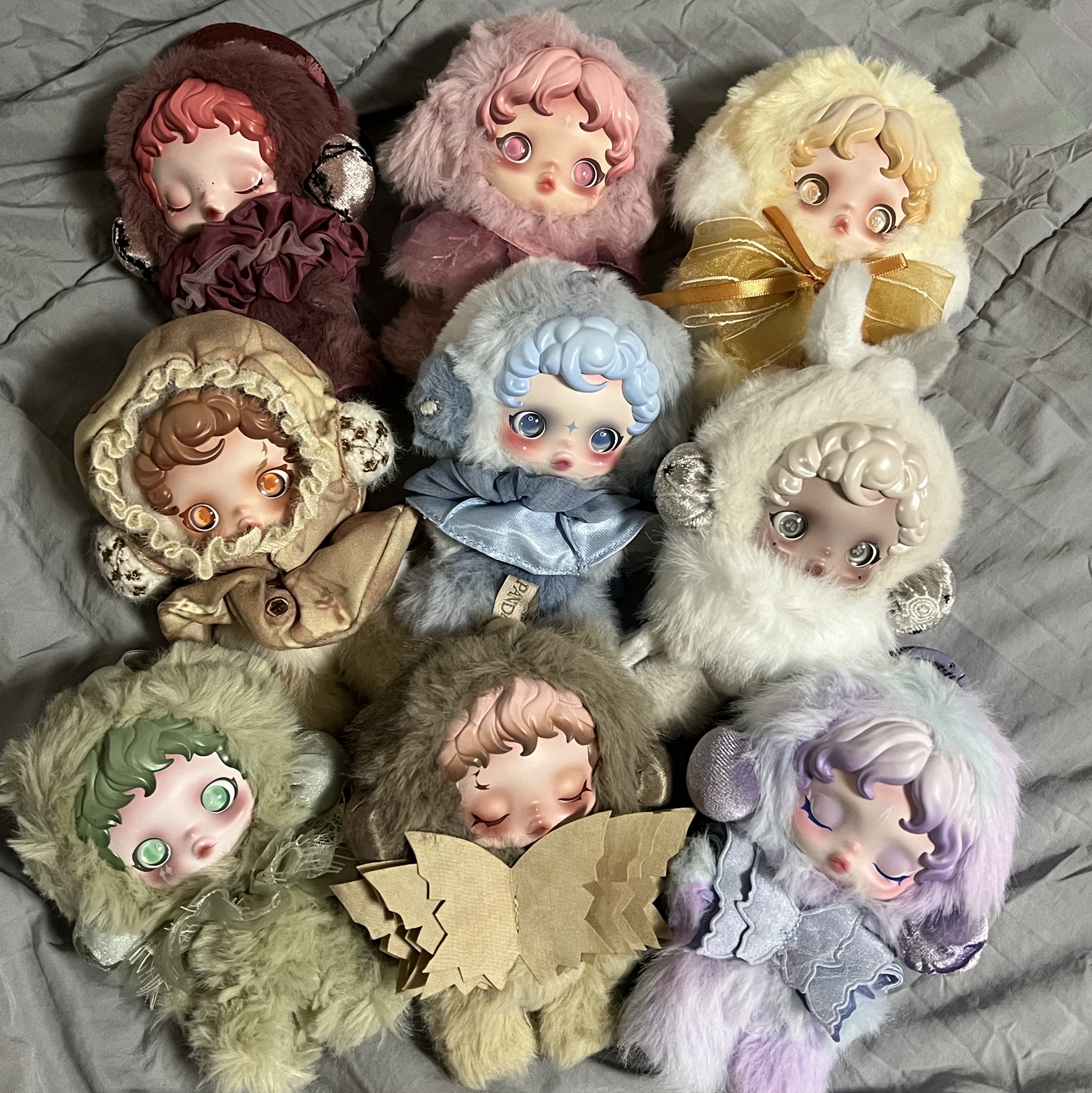 Pop Mart Skullpanda L’Impressionnisme Series Plush Doll (9 Blind Boxes) 착용 스타일