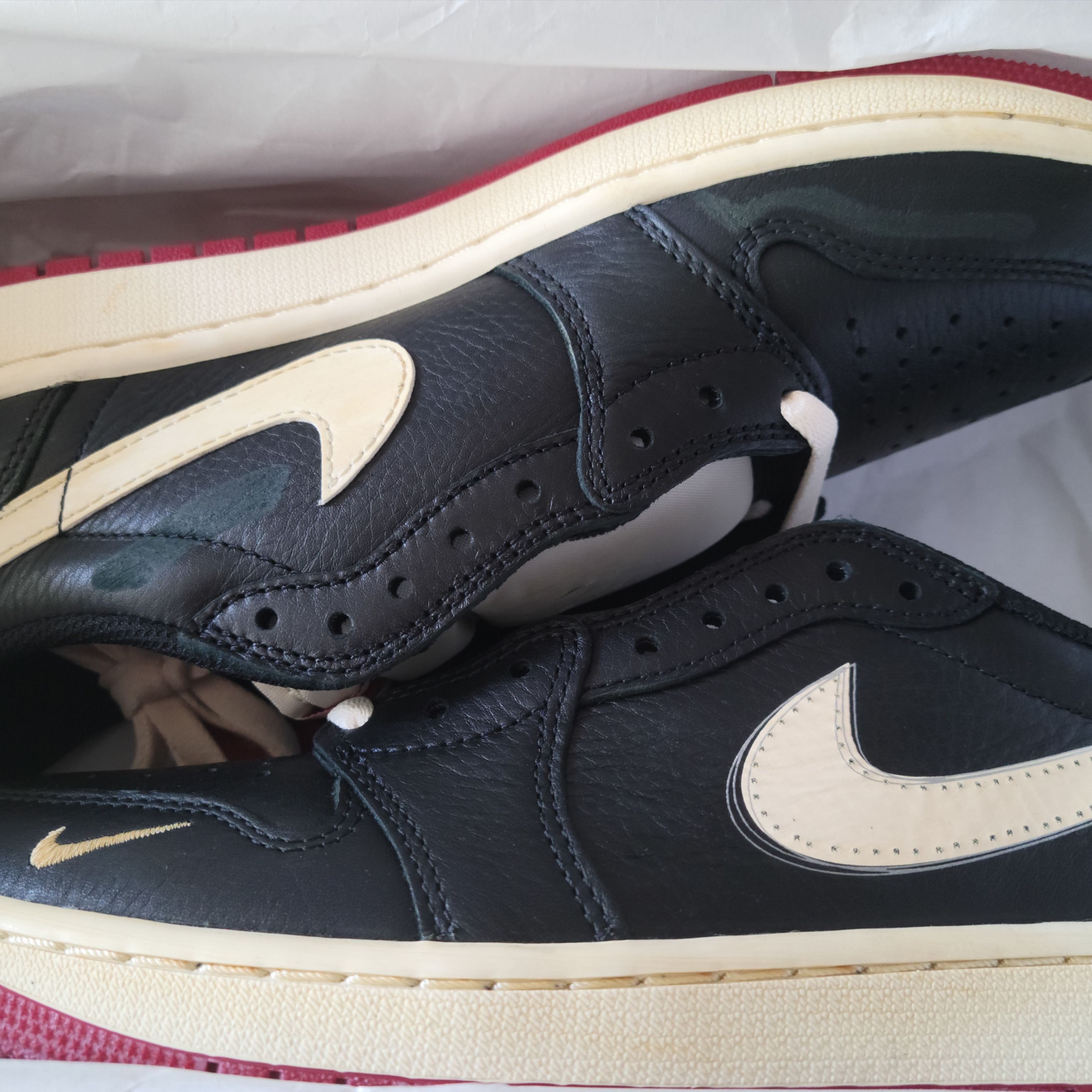 Jordan 1 x Nigel Sylvester Retro Low OG Better With Time 착용 스타일 - 3