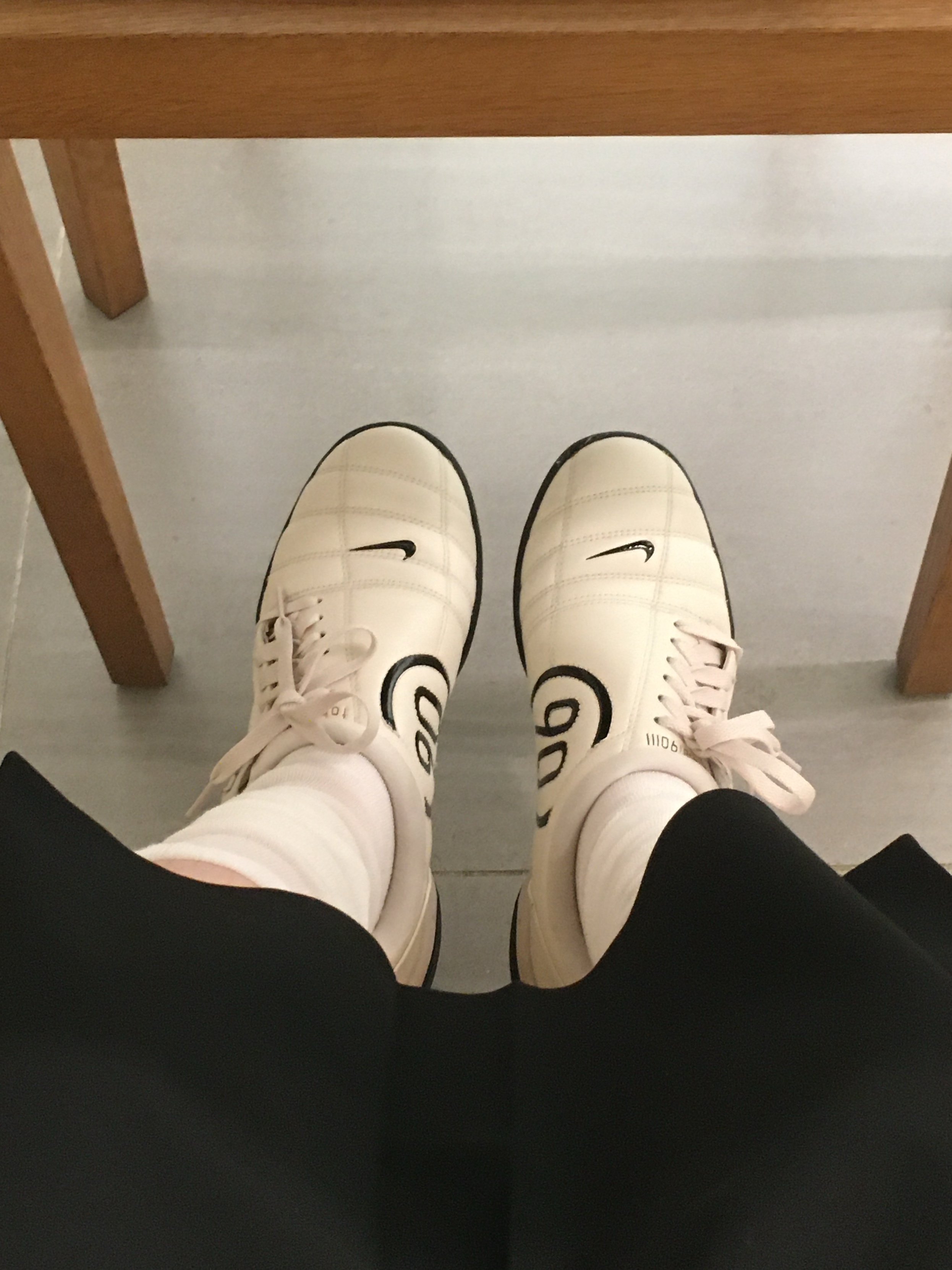 Nike Total 90 III SP Light Orewood Brown Black 착용 스타일