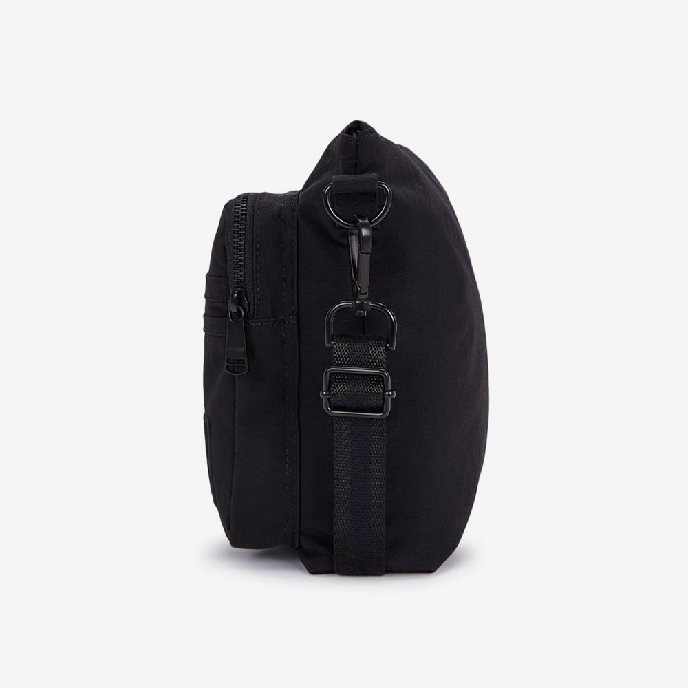 프레드페리 나일론 뱃지 크로스바디 백 블랙(Fred Perry Nylon Badge Crossbody Bag Black) - 3