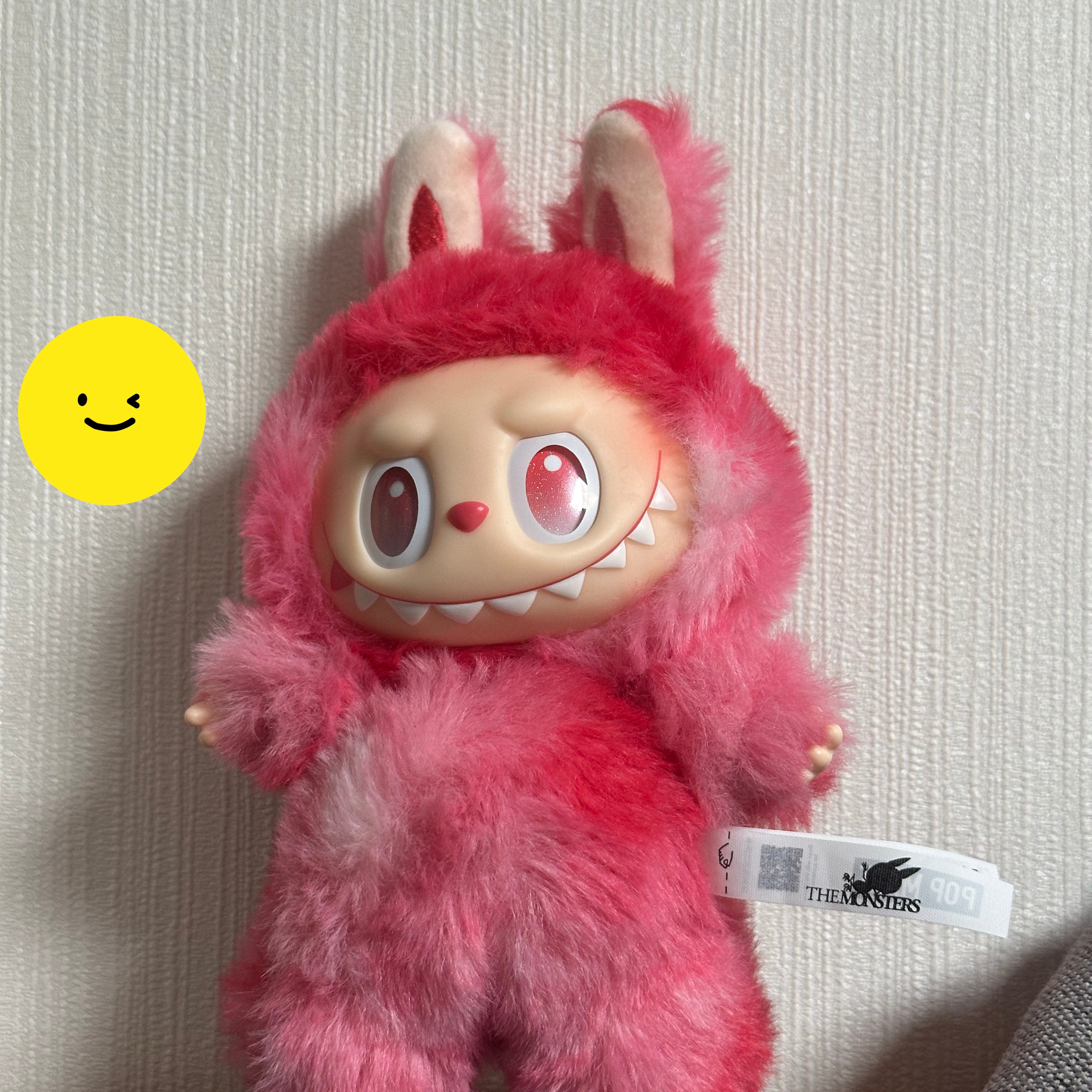 Pop Mart Labubu The Monsters Highlight Series Love Keyring (Opened Case) 착용 스타일