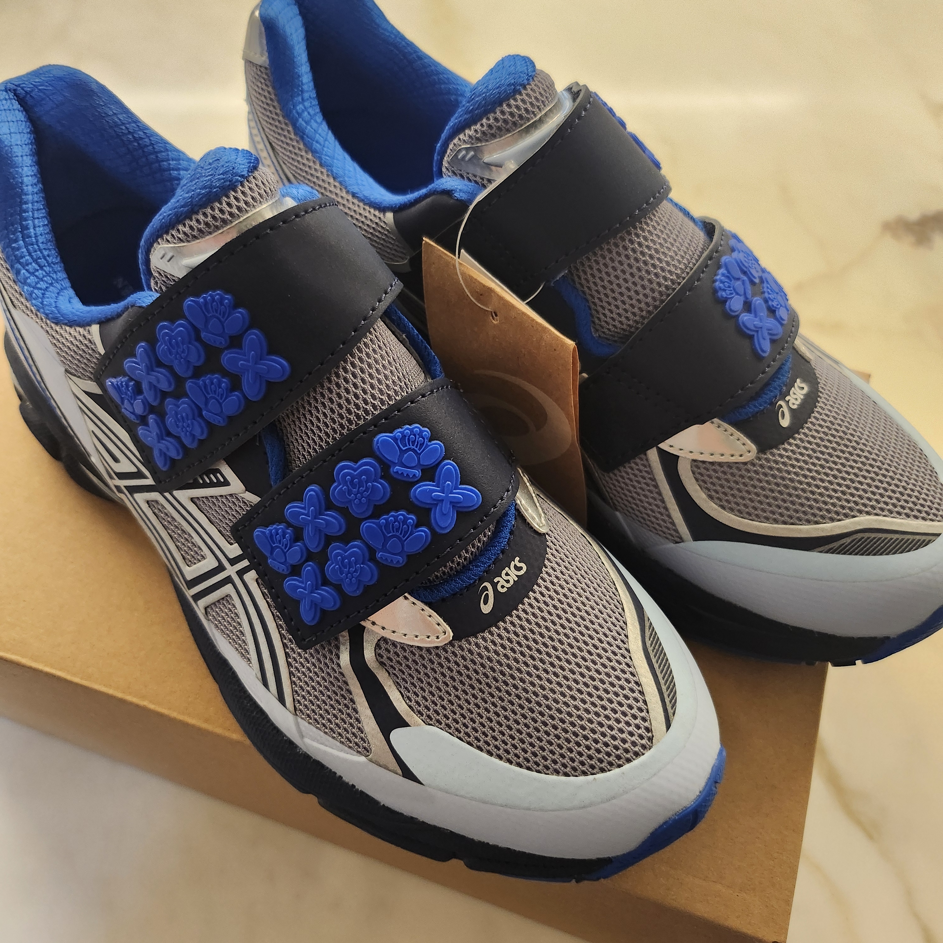 Asics x Cecilie Bahnsen GT-2160 Pure Silver Midnight 착용 스타일 - 2