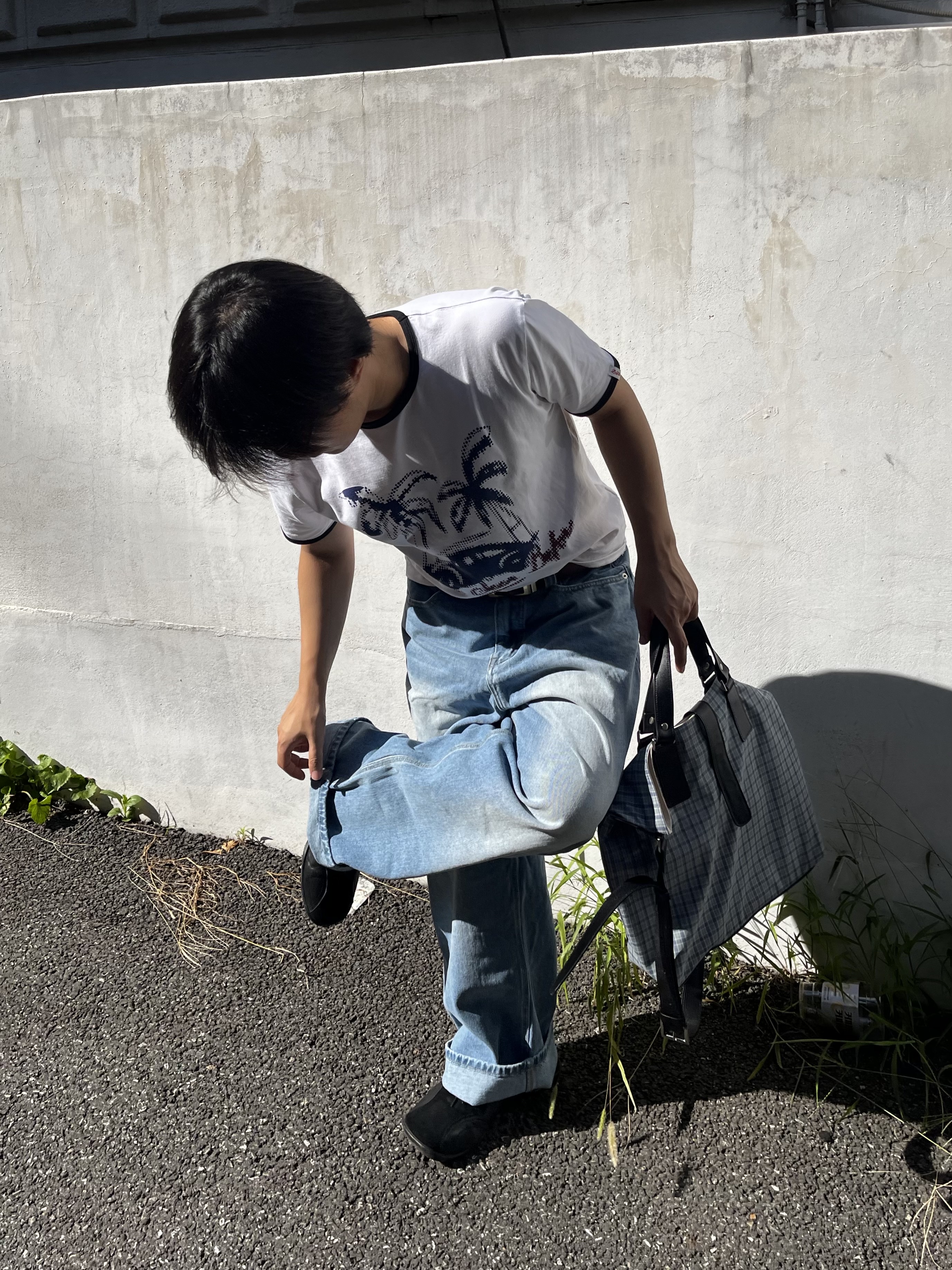 noun Wide Denim Pants Mid Blue, Pemont Square Black 착용 스타일 - 2