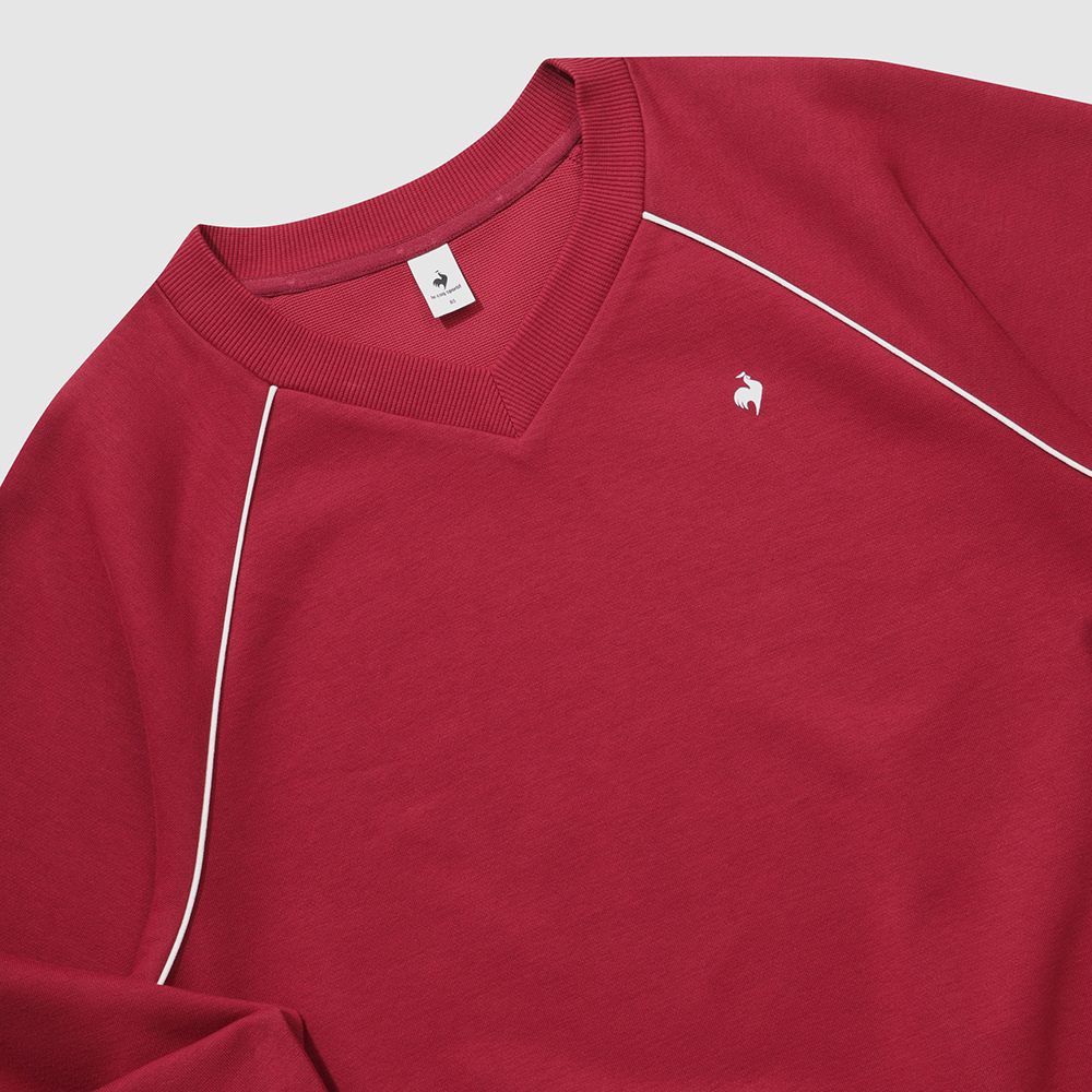 르꼬끄 스포르티브 여성 에센셜 브이넥 루즈 맨투맨 - 레드(QQ322LFS91)(le coq sportif Women’s Essential Loose V-Neck Sweatshirt Deep Red) - 4
