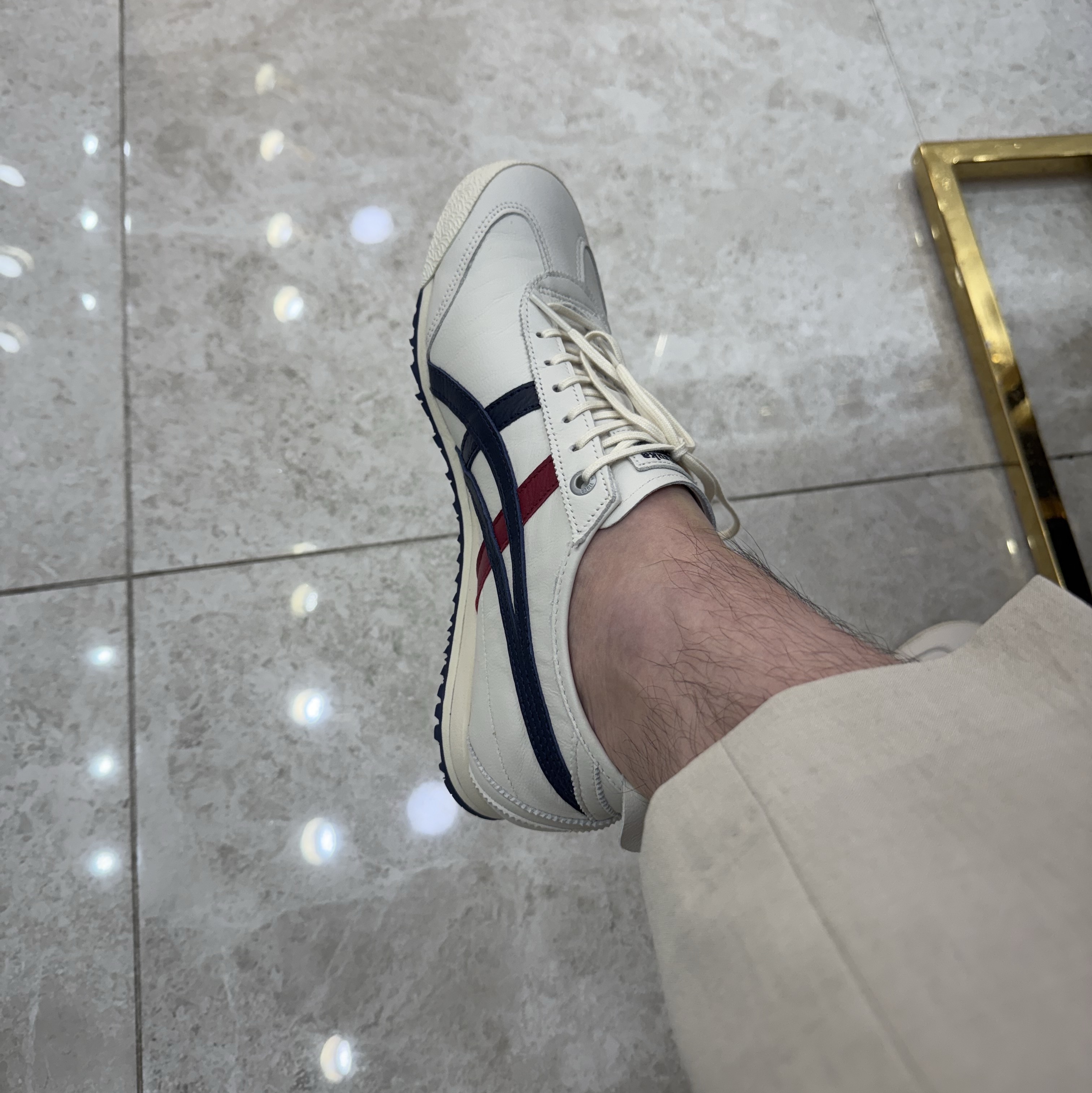 Onitsuka Tiger Mexico 66 SD Cream Peacoat 착용 스타일 - 1