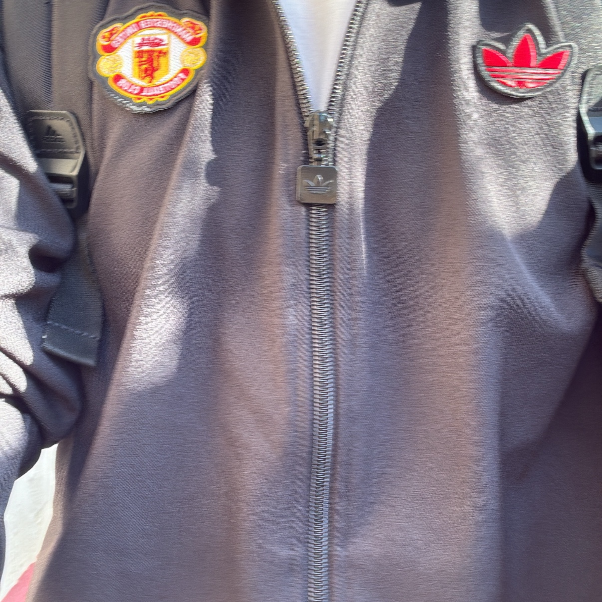 Adidas Manchester United Terrace Icon Track Top Black - KR Sizing 착용 스타일