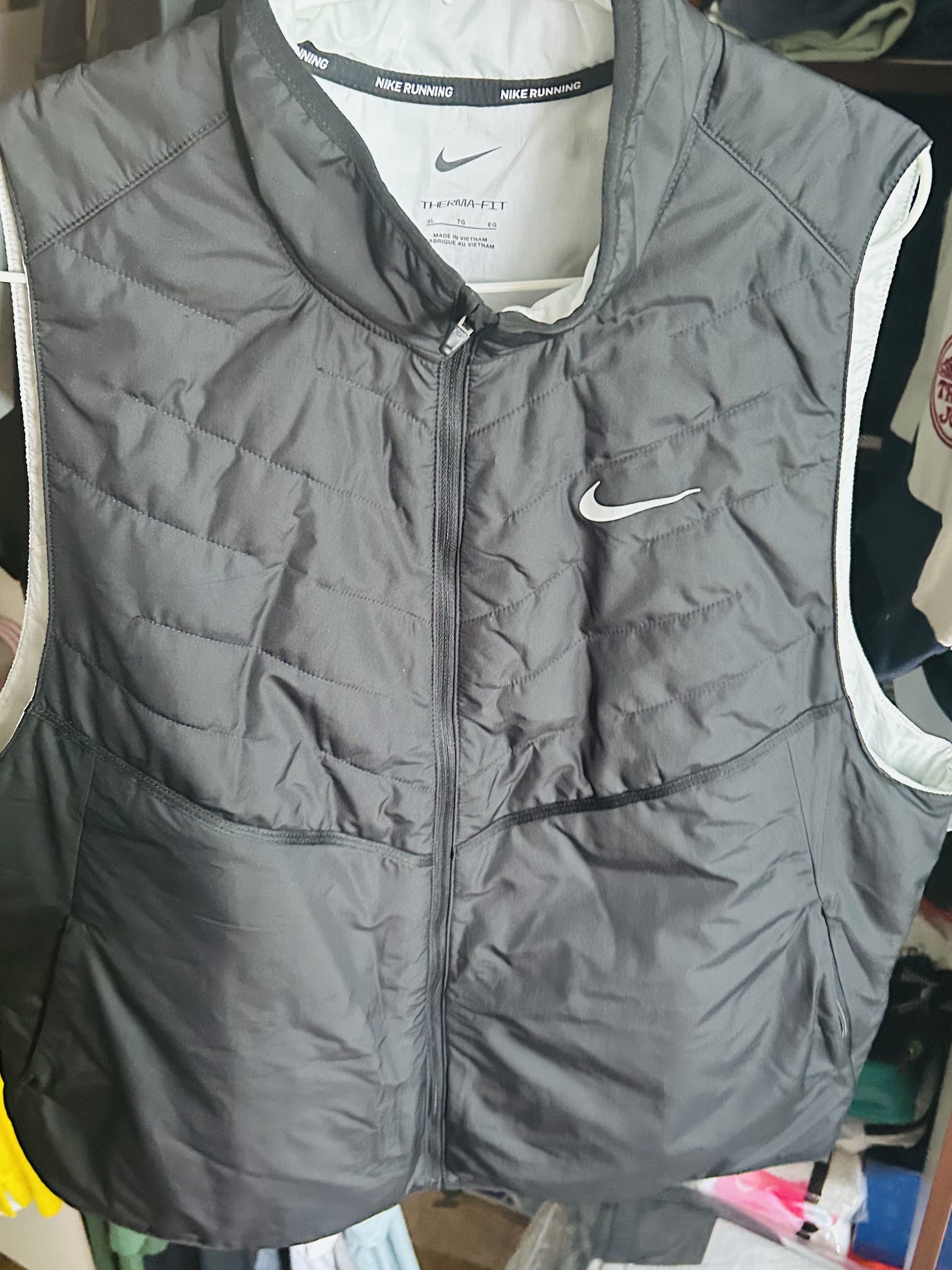 Nike Therma-Fit Repel Synthetic-Fill Running Gilet Rough Green - US/EU 착용 스타일