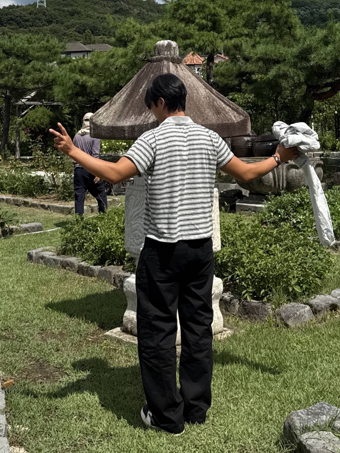 Jordan 1 x Travis Scott Retro Low OG SP Reverse Olive, Jordan 1 x Travis Scott x Fragment Retro Low OG SP Military Blue 착용 스타일 - 4