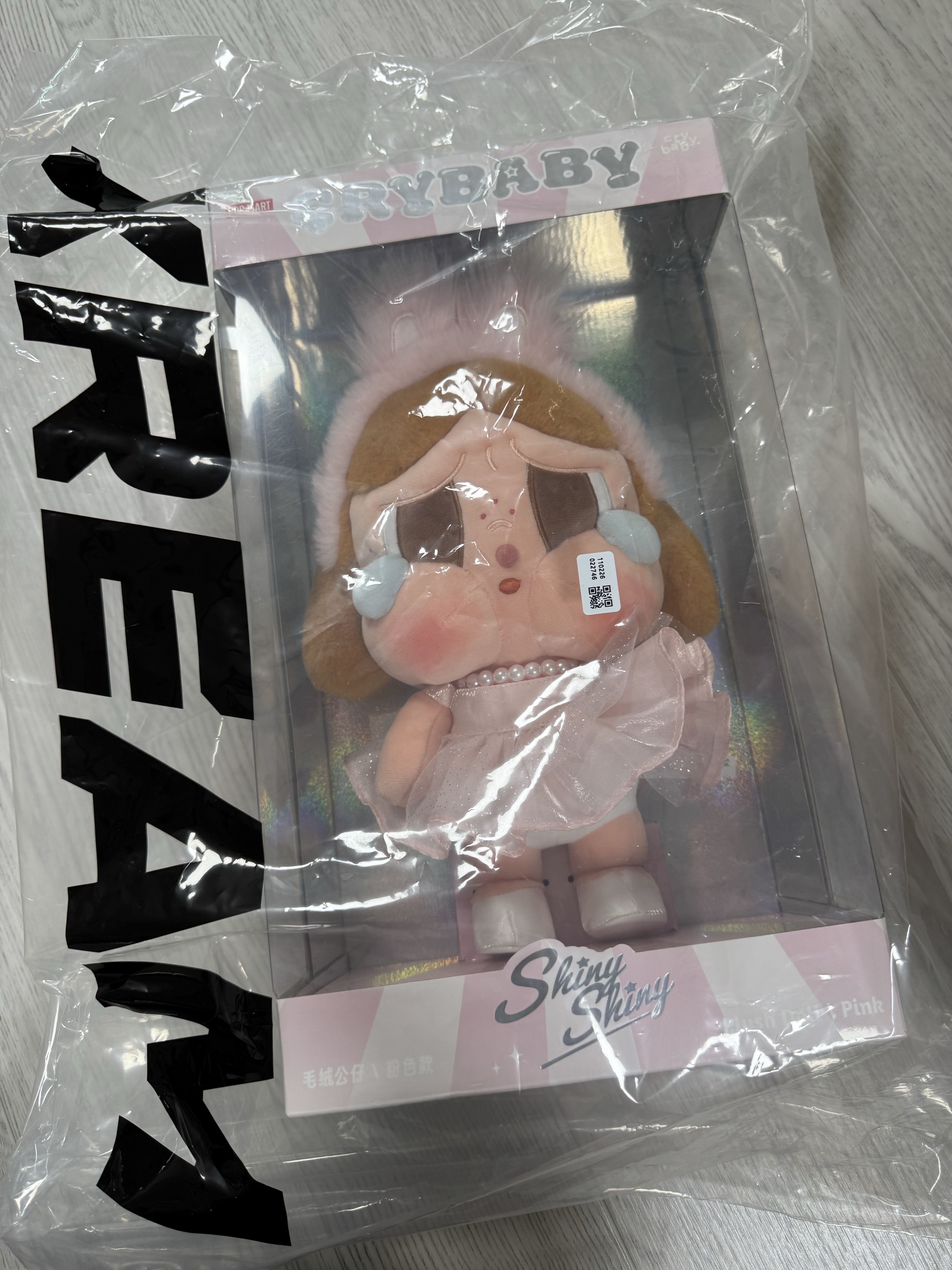 Pop Mart Crybaby Shiny Shiny Series Plush Doll Pink 착용 스타일 - 2