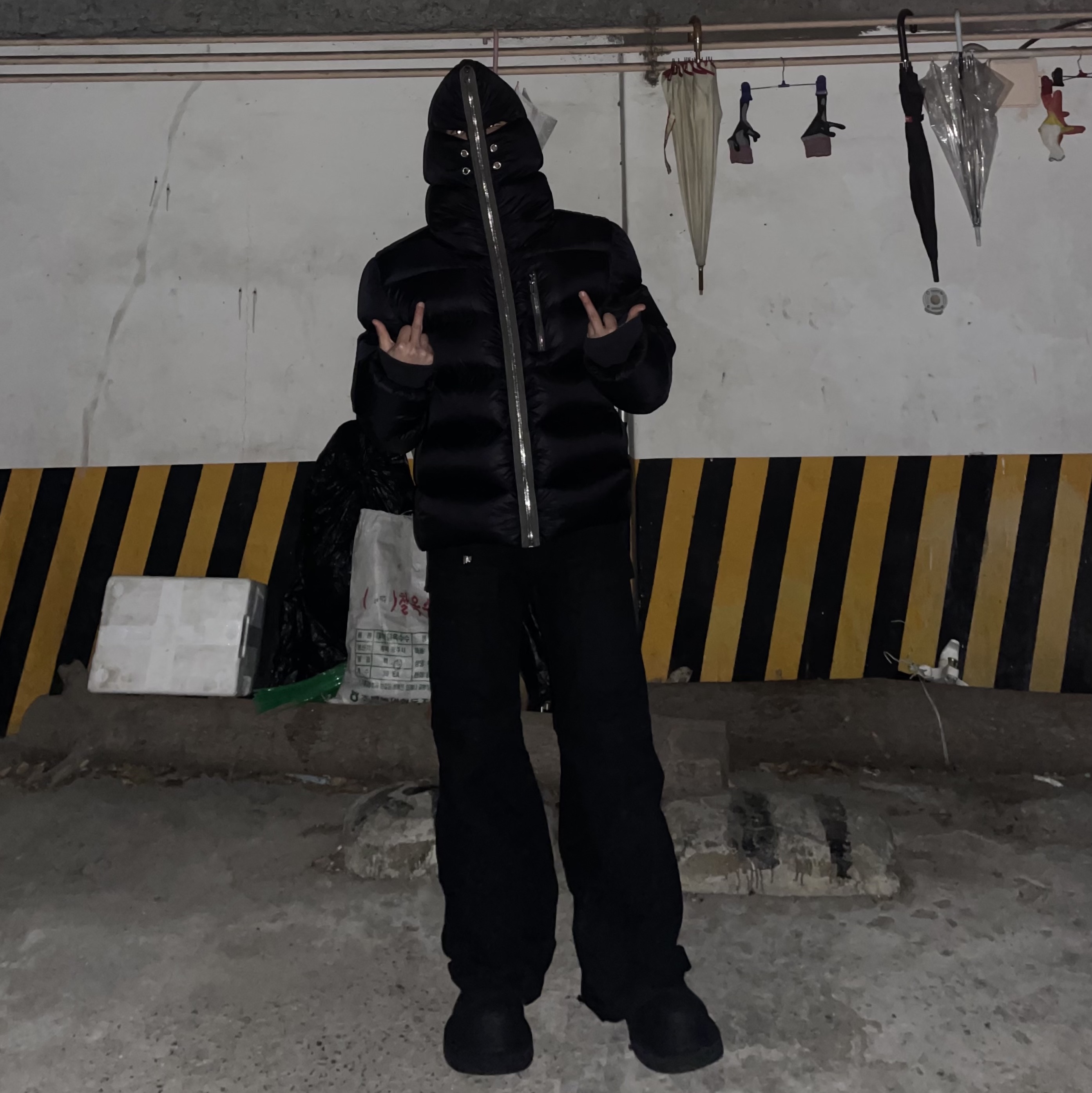 (W) Rick Owens Gimp Down Jacket Black, Balenciaga Steroid Derby Black 착용 스타일 - 2