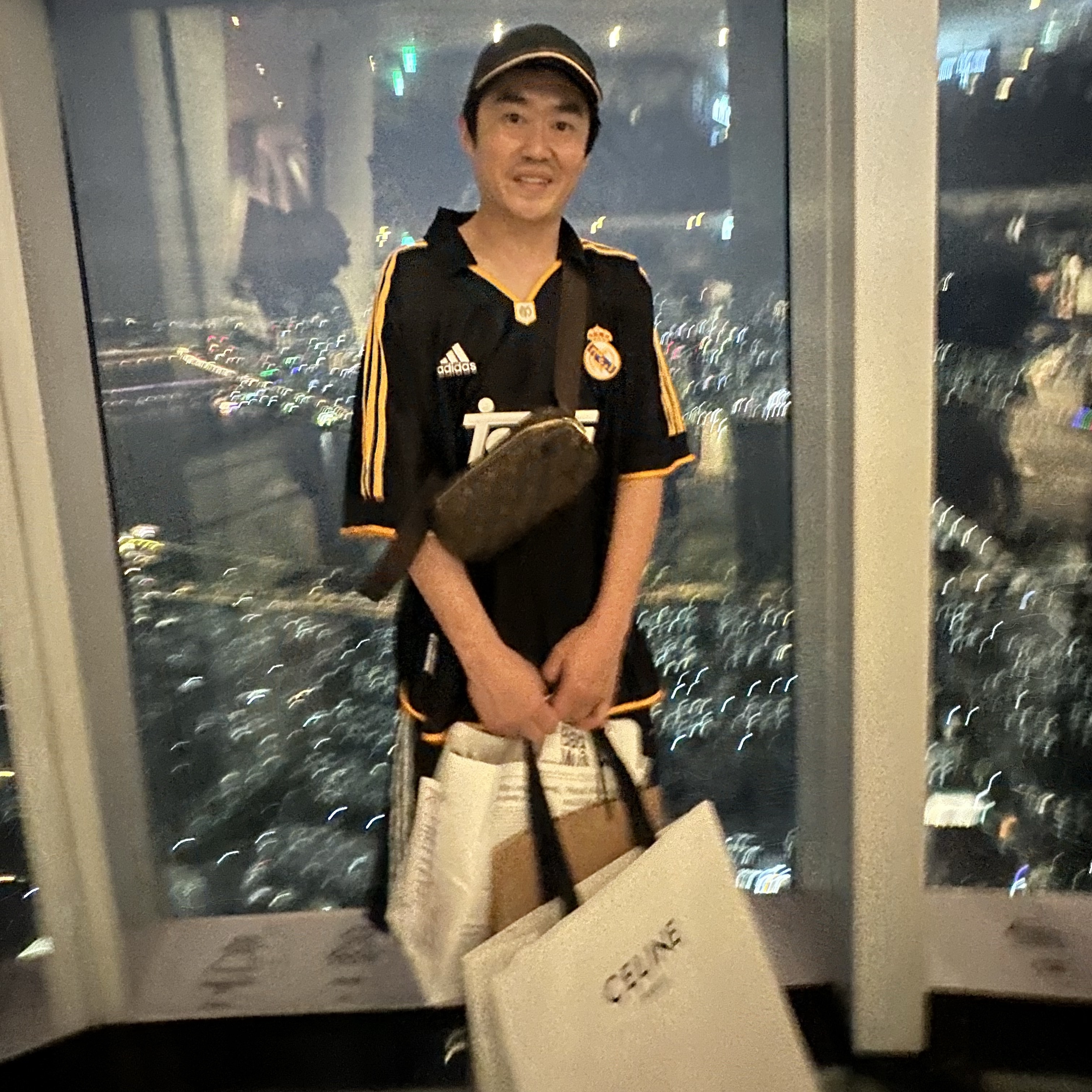 Adidas Real Madrid 99/00 Away Jersey Black - KR Sizing (Non Marking Ver.), Balenciaga 3XL Sneakers Black White 착용 스타일