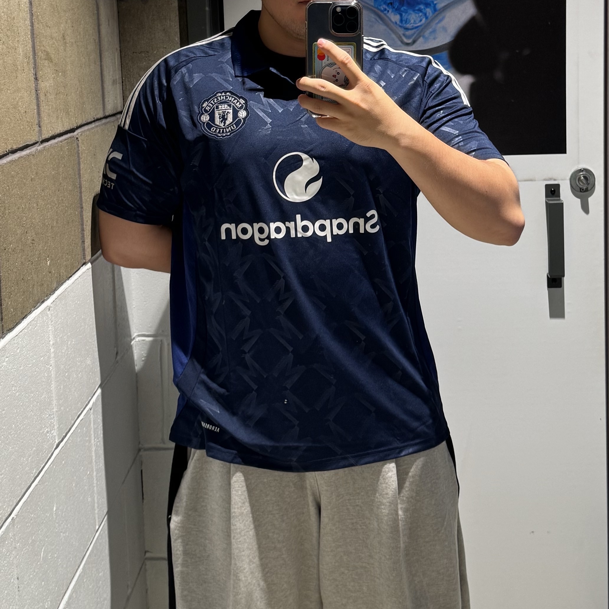 Adidas Manchester United 2024/25 Away Jersey Night Indigo - KR Sizing (Non Marking Ver.) 착용 스타일