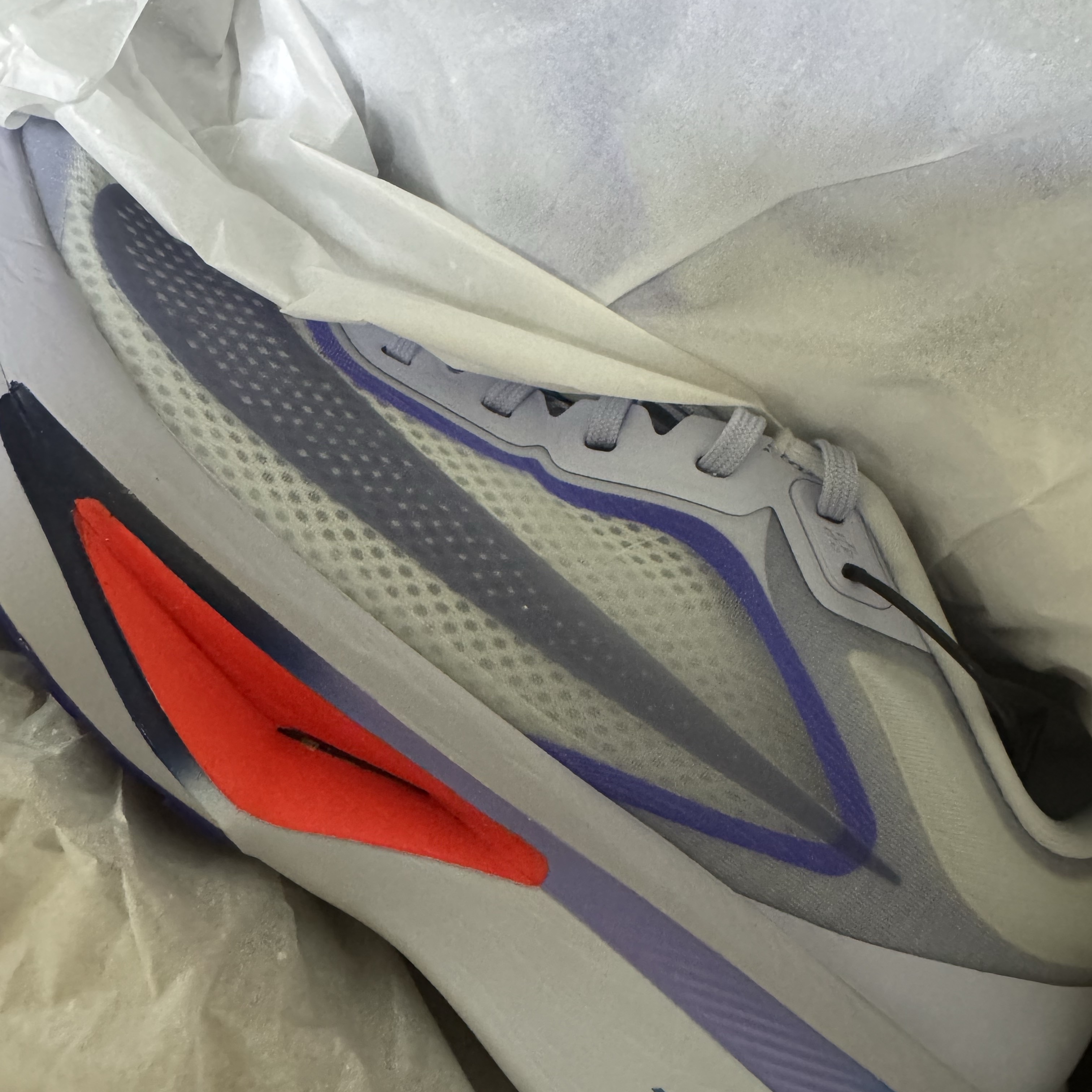 Nike Zoom Fly 6 Ghost Football Grey 착용 스타일