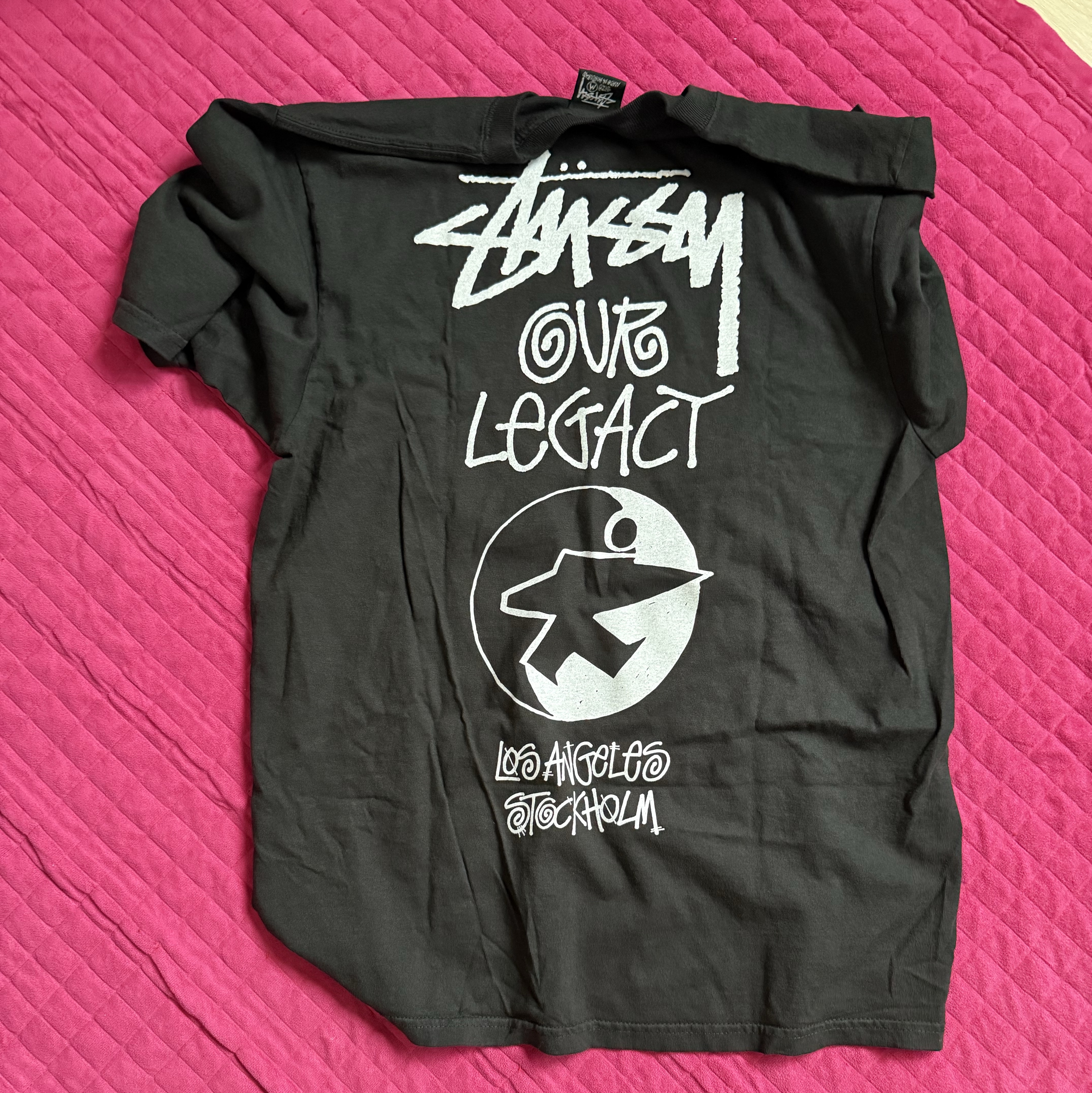 Stussy x Our Legacy Surfman Pigment Dyed T-Shirt Black 착용 스타일 - 2