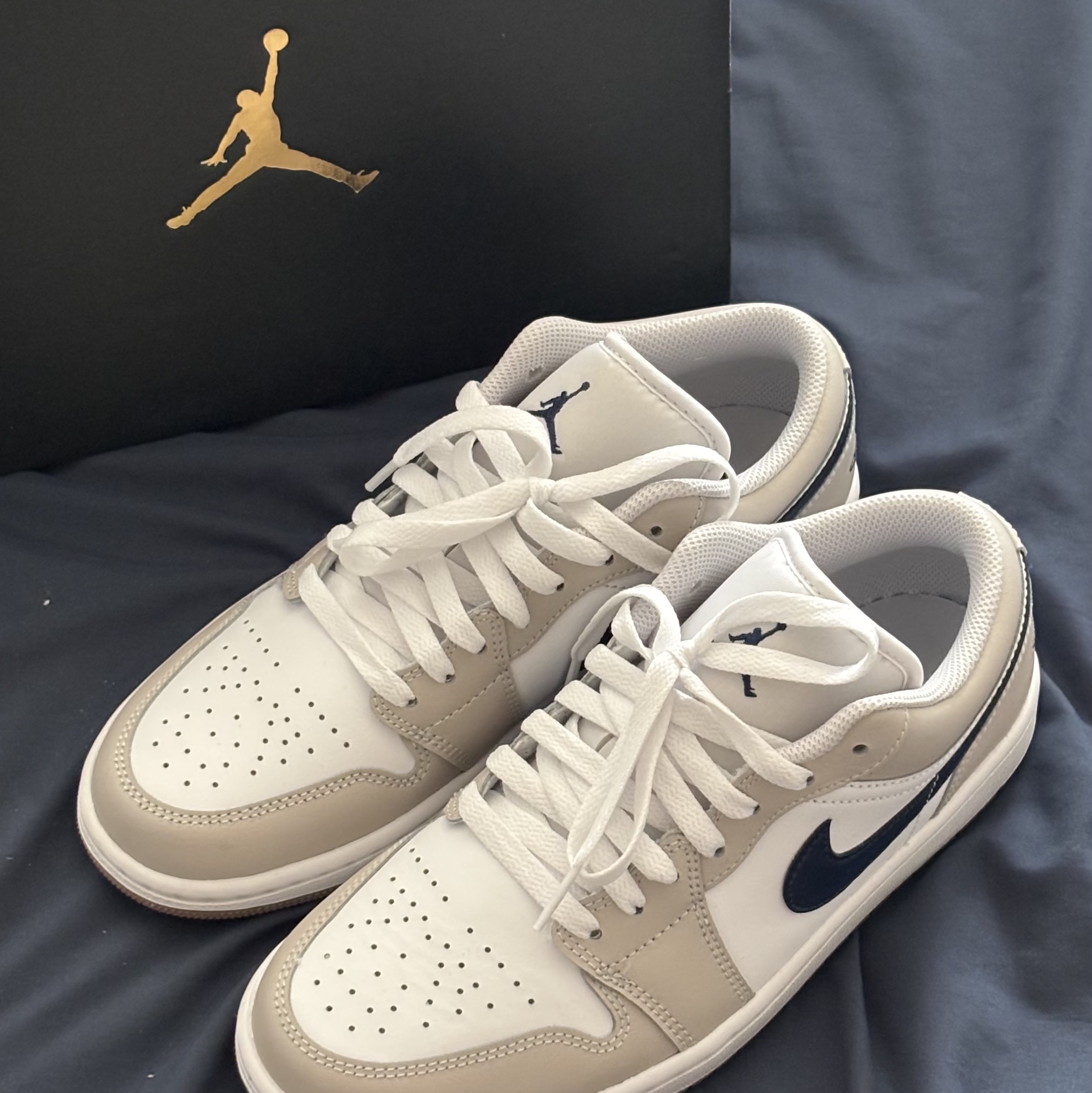 Jordan 1 Low White Neutral Grey 착용 스타일