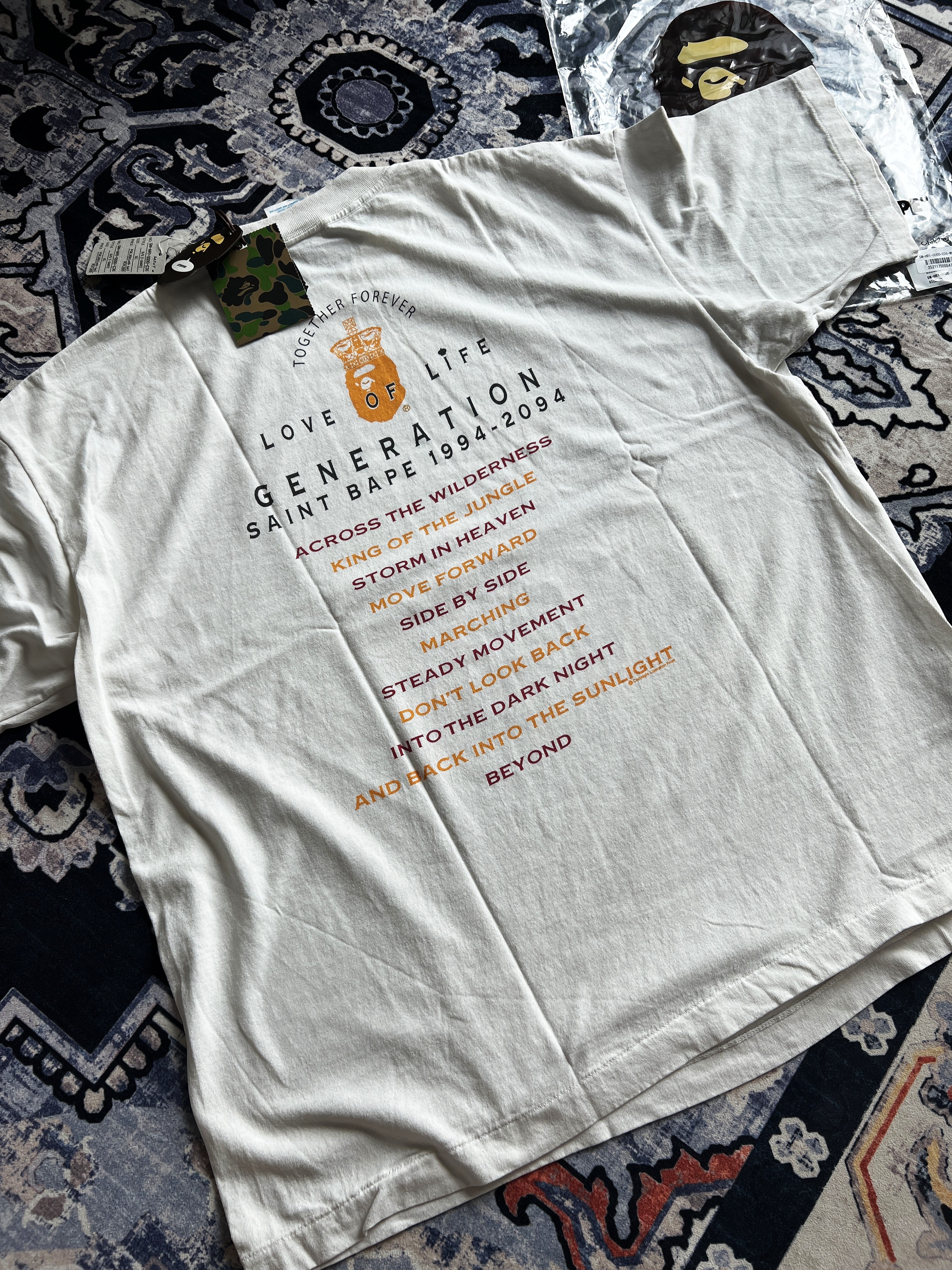 Saint Mxxxxxx x BAPE Generation S/S T-Shirt White - 25AW 착용 스타일