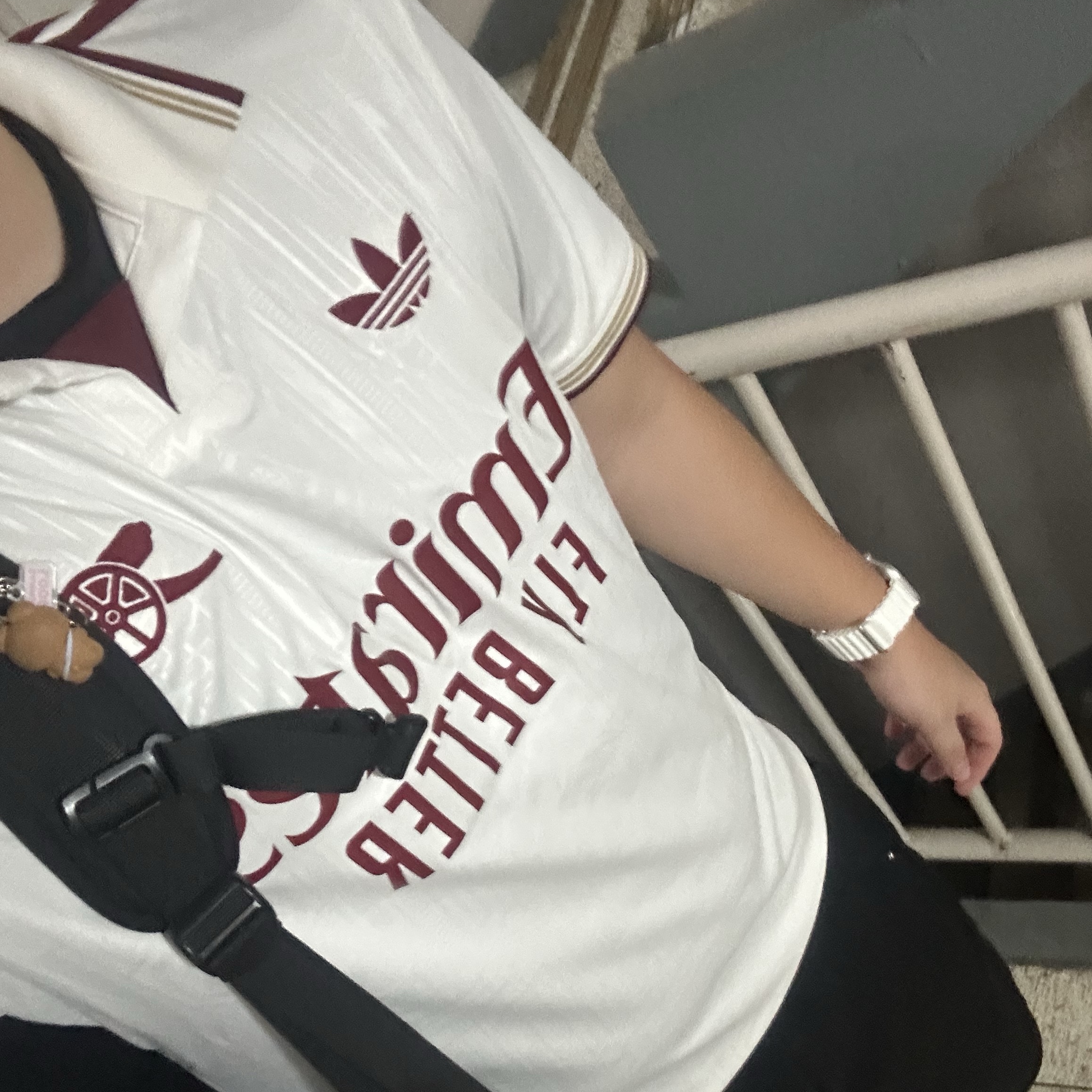 Adidas Arsenal 2025/26 3rd Jersey Cloud White Team Coll Burgundy 2 - KR Sizing (Non Marking Ver.) 착용 스타일 - 1