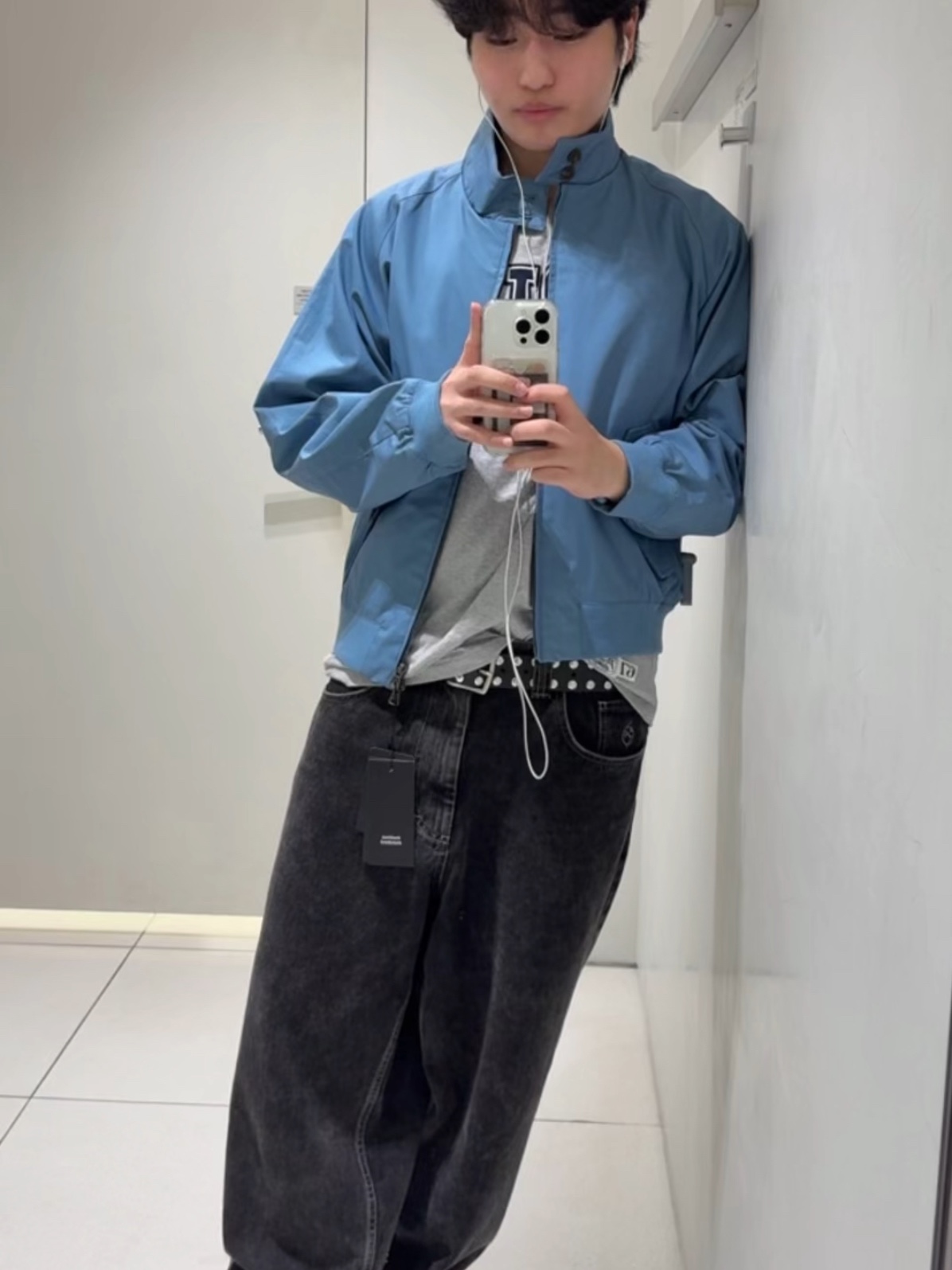 Polar Skate Co. Big Boy Pants Pitch Black 착용 스타일 - 3