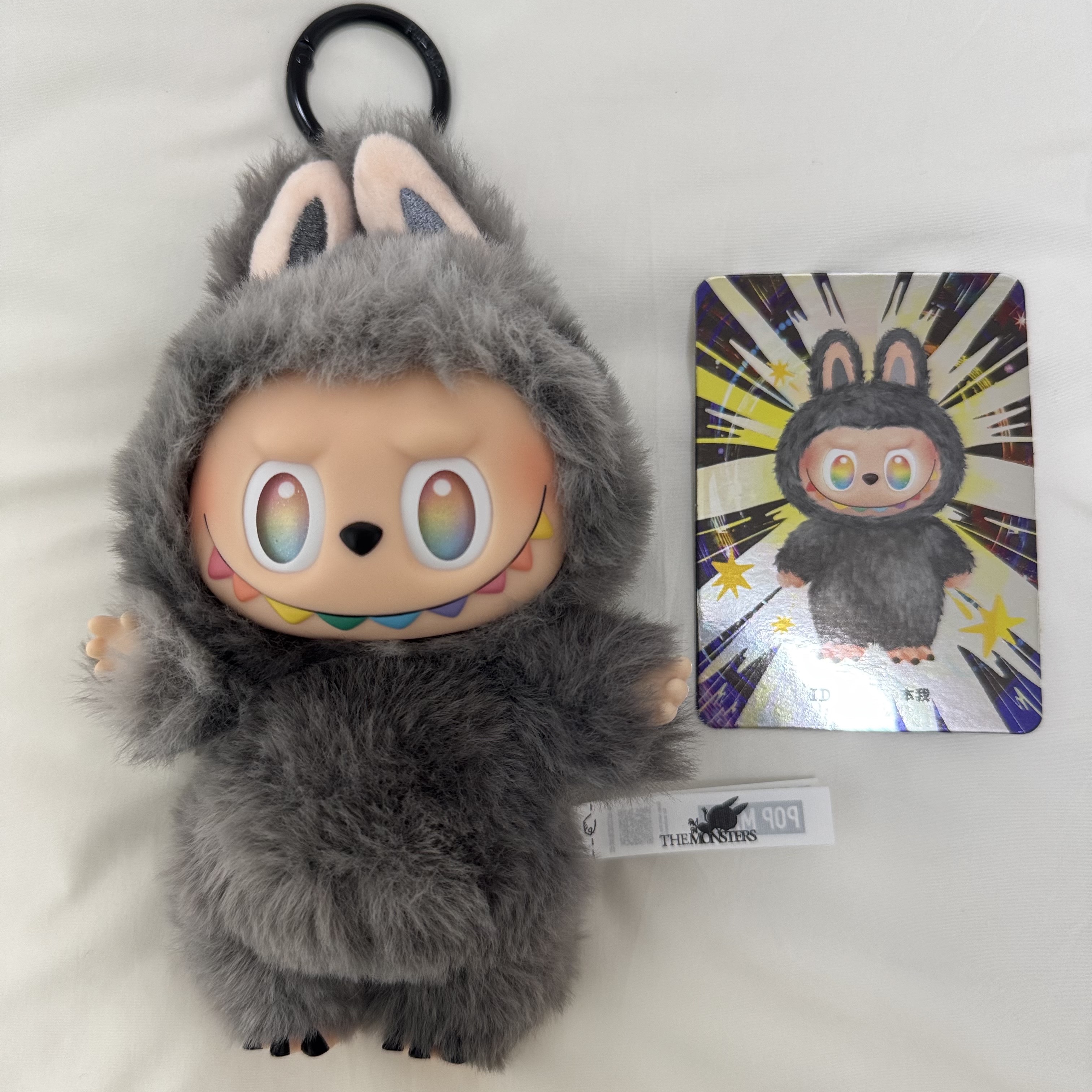 Pop Mart Labubu The Monsters Highlight Series ID Keyring (Opened Case) 착용 스타일