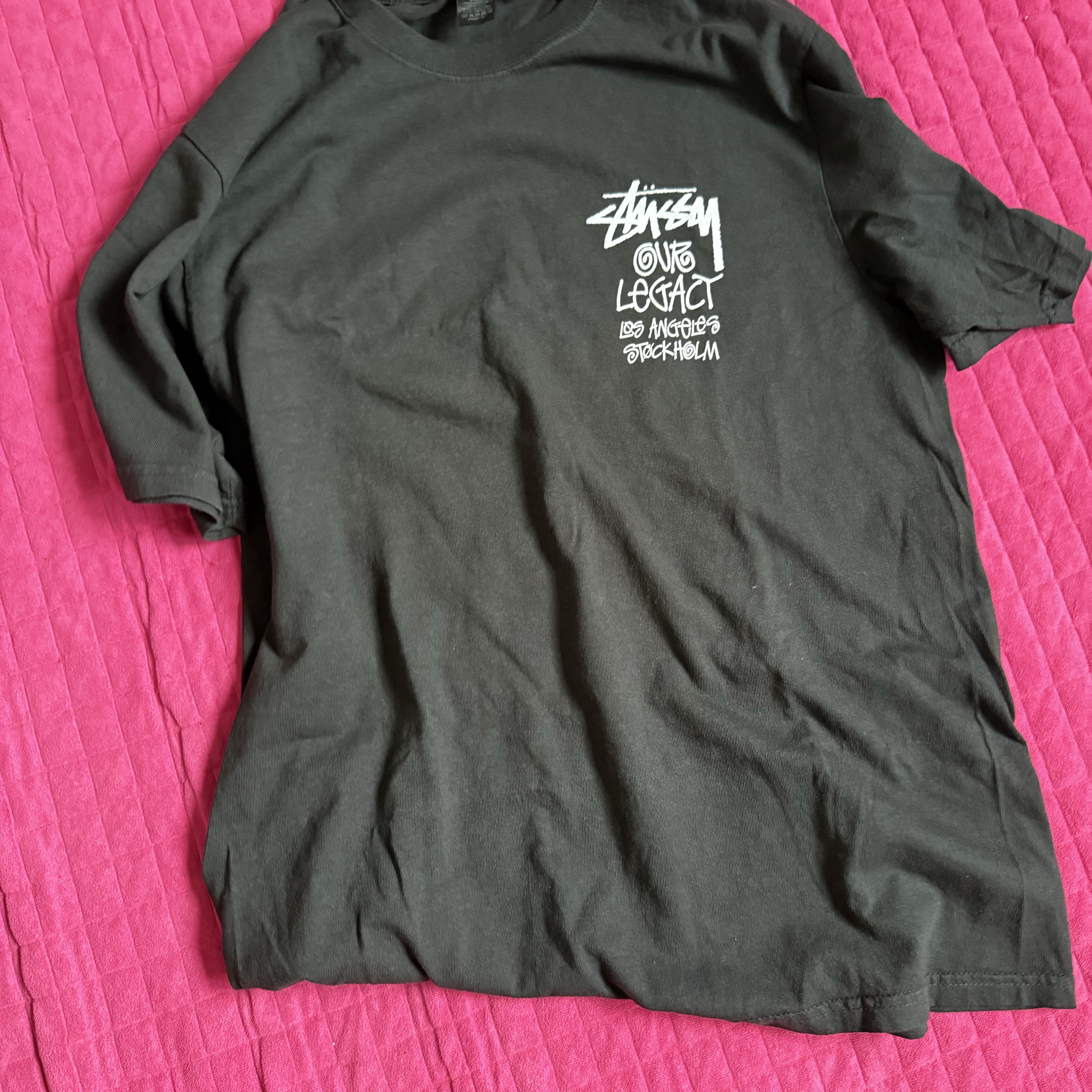 Stussy x Our Legacy Surfman Pigment Dyed T-Shirt Black 착용 스타일 - 1