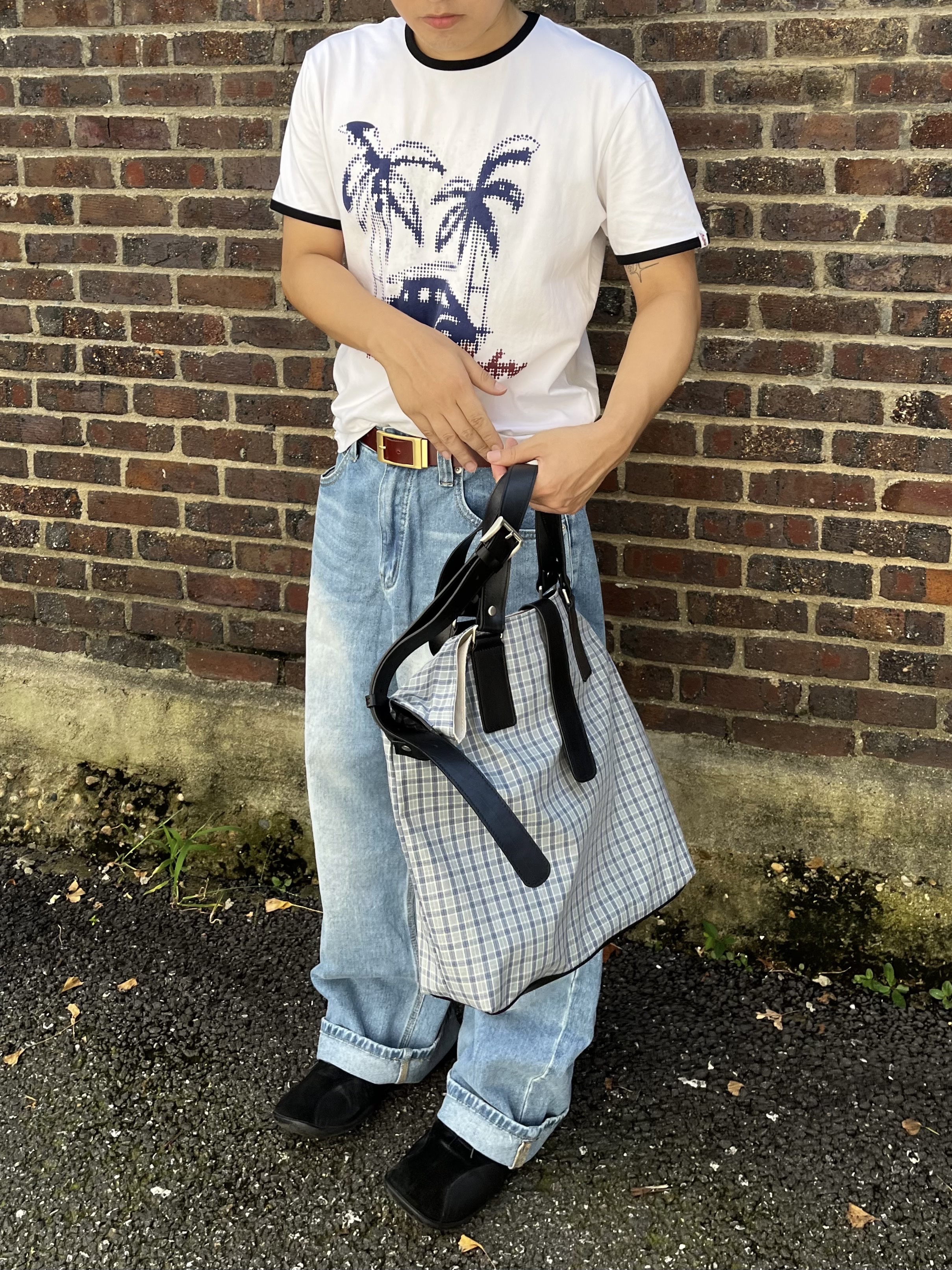 noun Wide Denim Pants Mid Blue, Pemont Square Black 착용 스타일 - 1