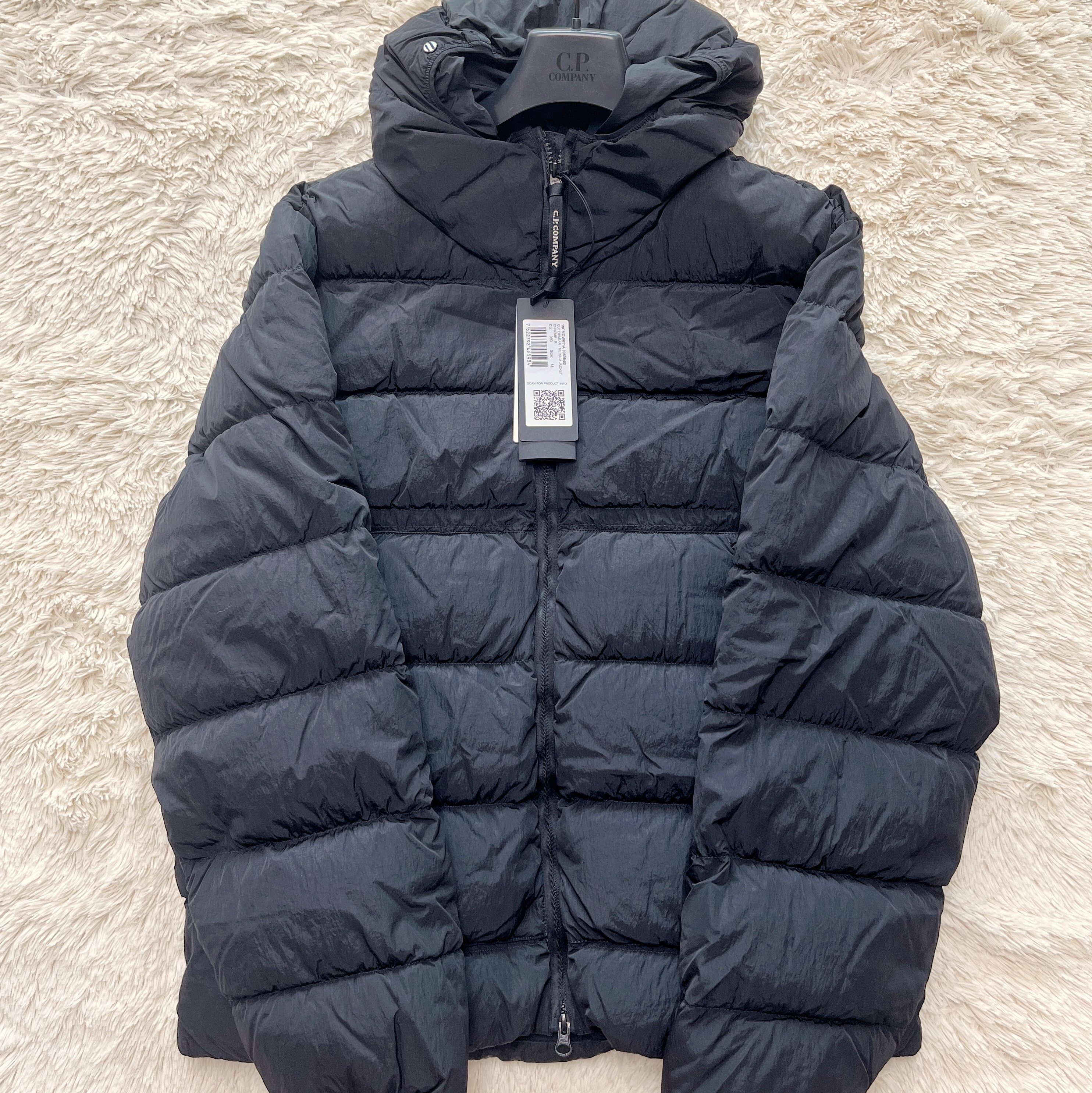 C.P. Company Chrome-R Goggle Down Jacket Black - 25FW 착용 스타일