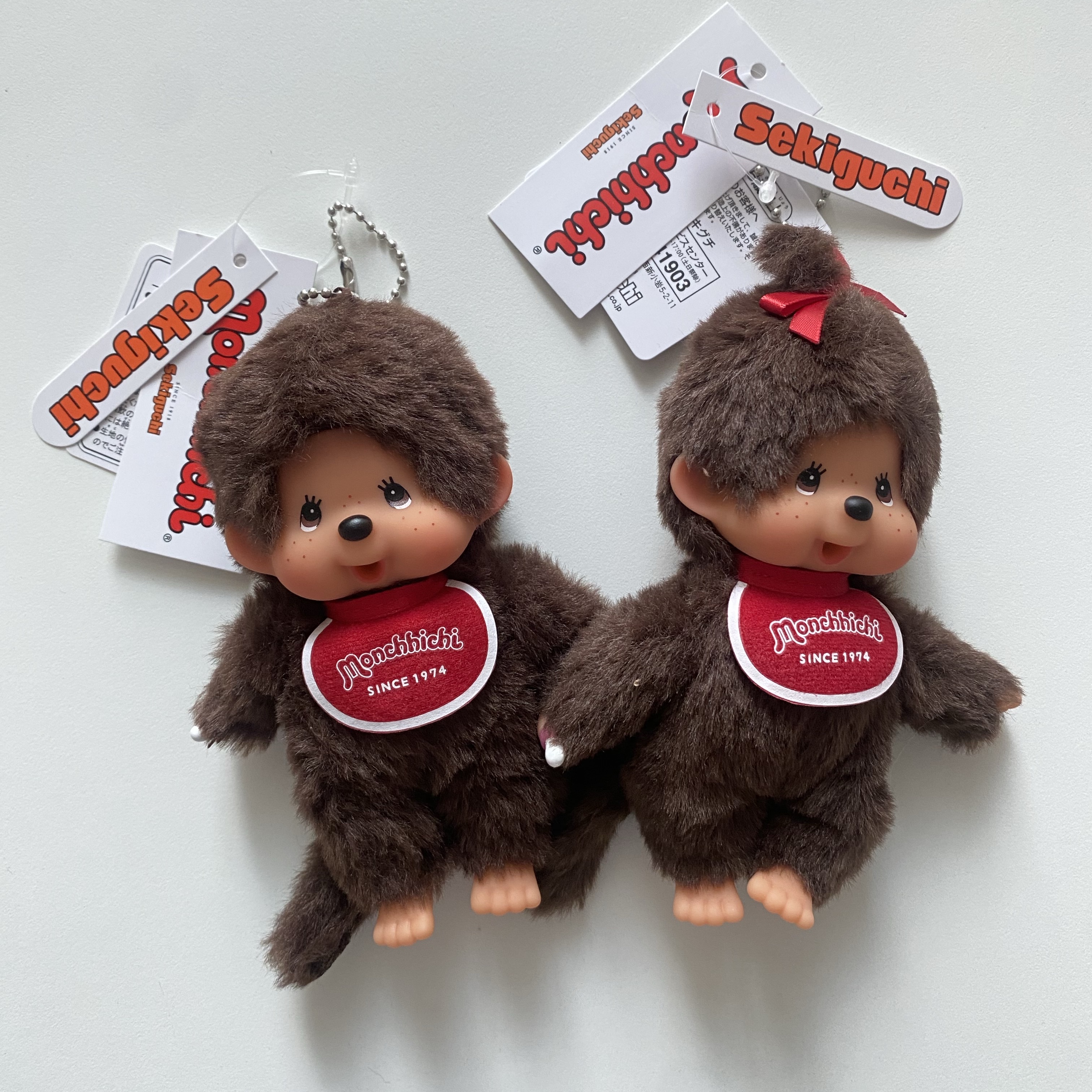 Monchhichi SS Girl Key Chain Brown, Monchhichi SS Boy Key Chain Brown 착용 스타일