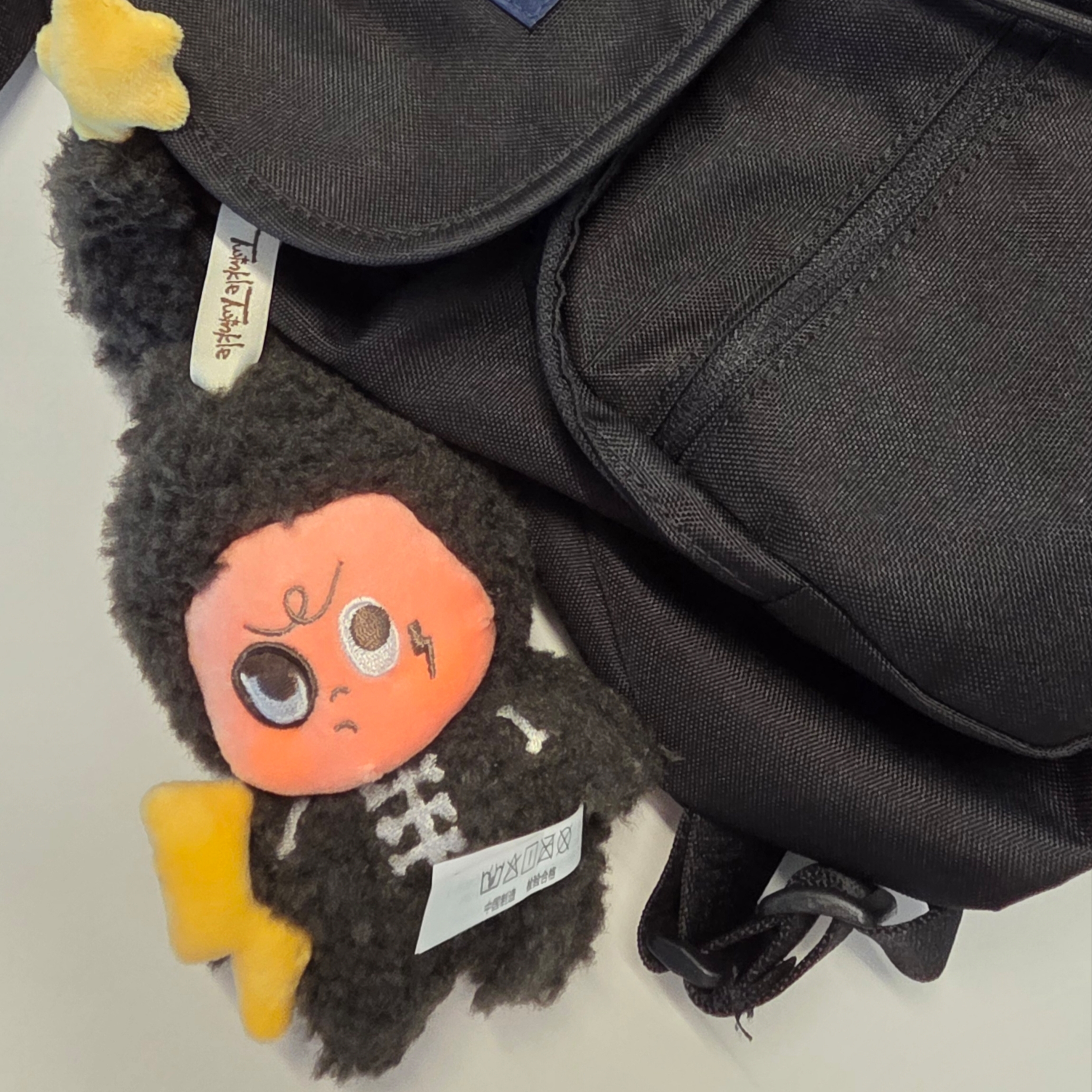 Pop Mart Twinkle Twinkle Sweet Dreams Forecast Series Plush Pendant Flash Warning (Opened Case) 착용 스타일
