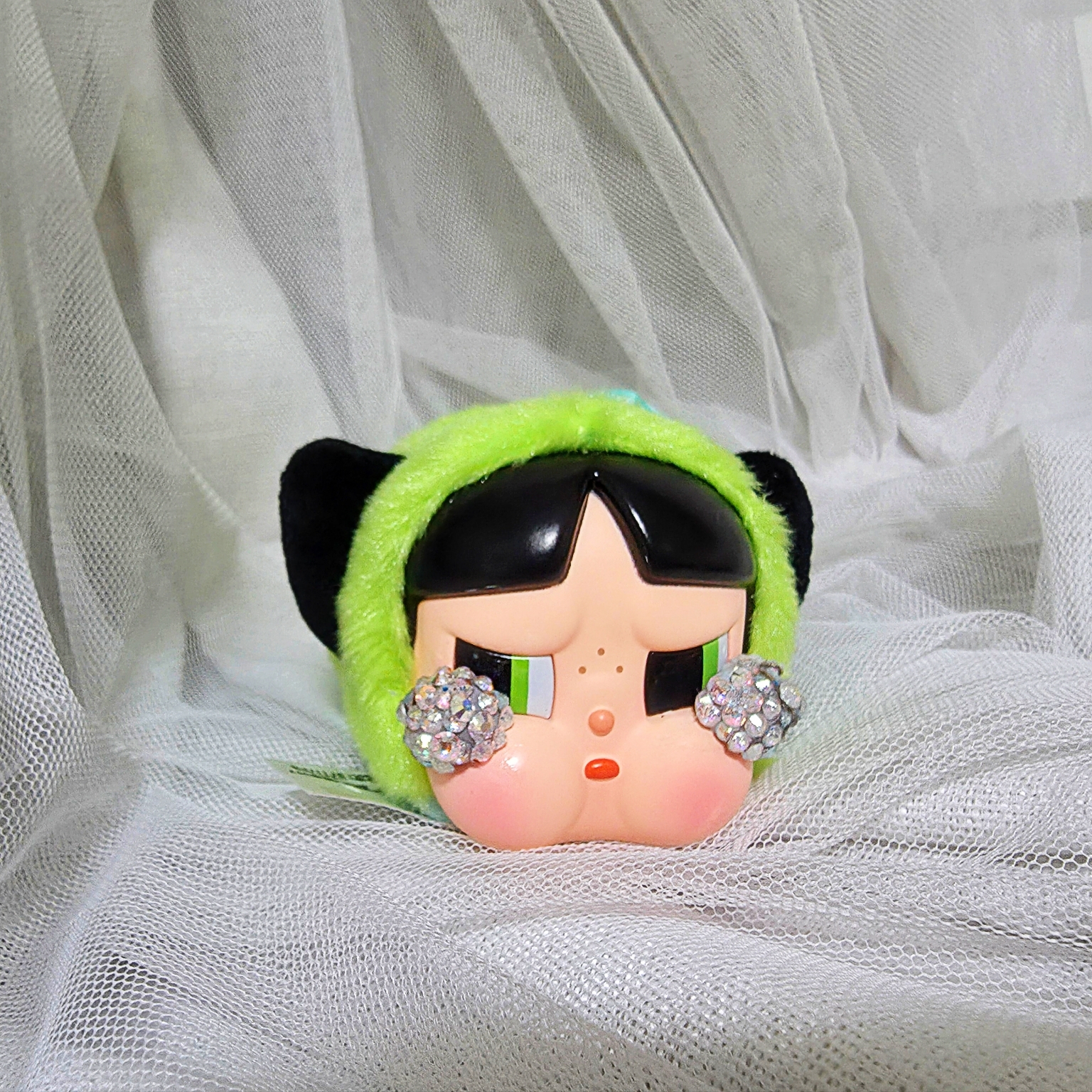 Pop Mart Crybaby x Powerpuff Girls Series Keyring Sealed Case (1 Blind Box) 착용 스타일