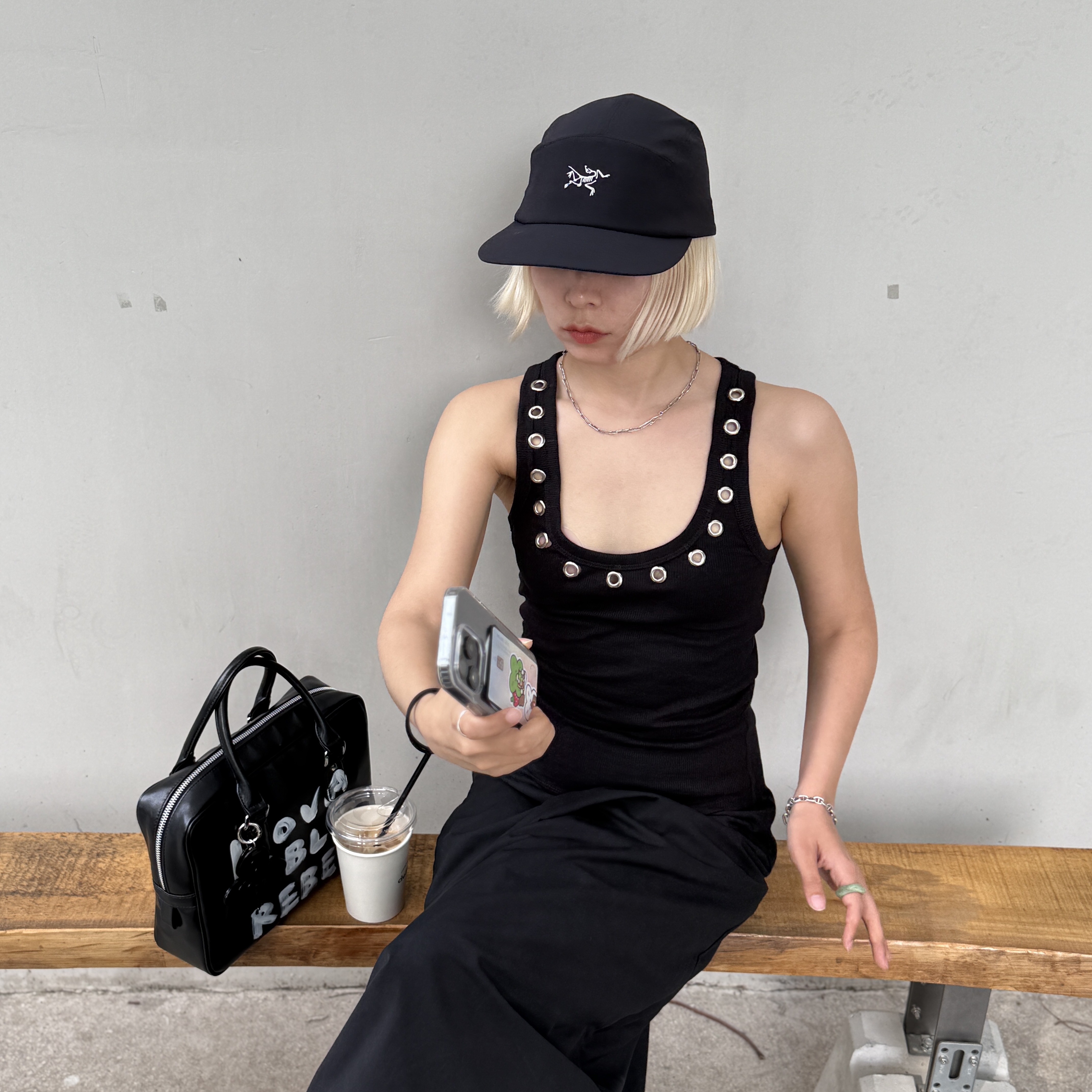 Arc'teryx Gamma 5 Panel Cap Black Arctic Silk 착용 스타일 - 2