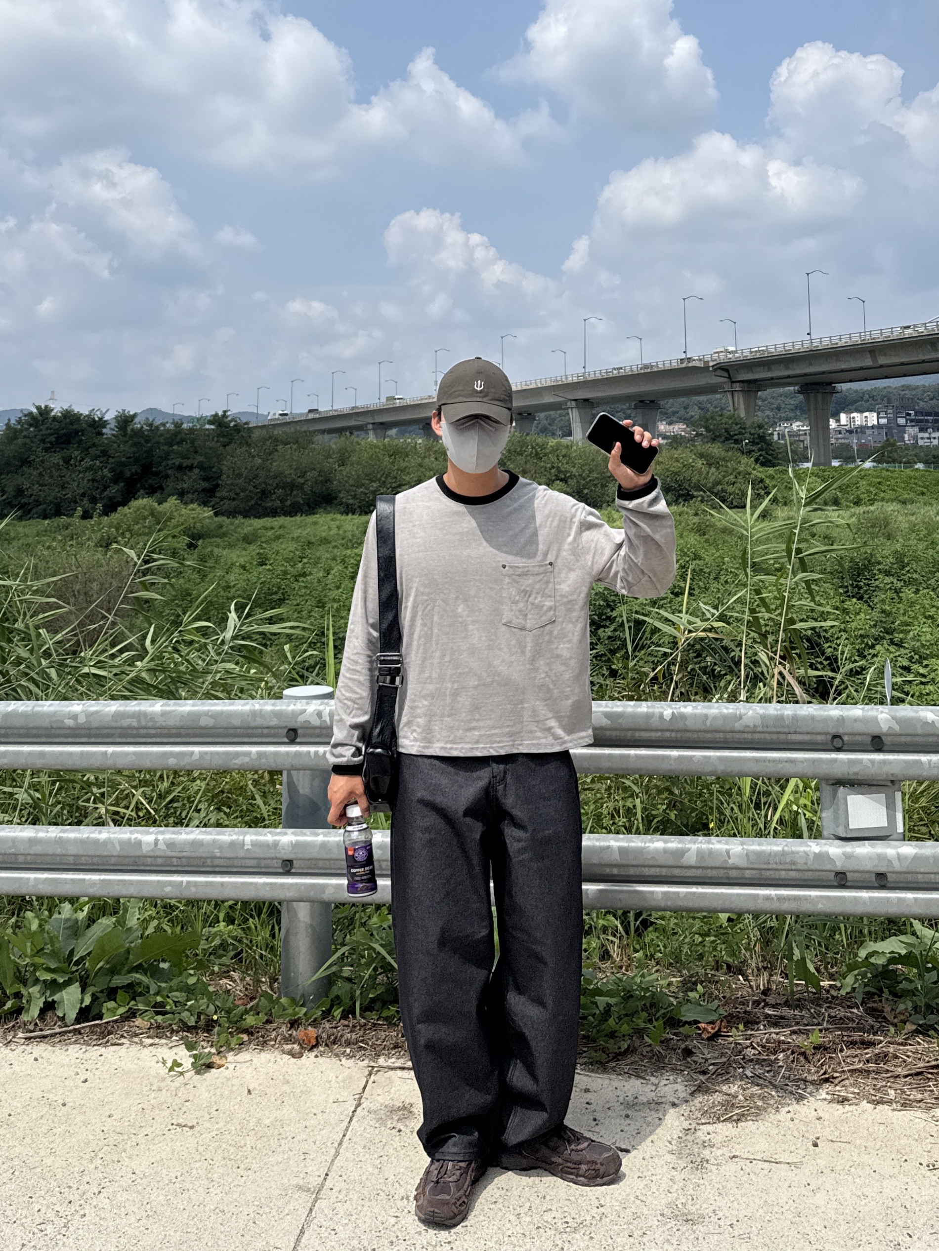 Adidas x Song for the Mute Shadowturf Dark Brown, Casio LTP-V007L-9B 착용 스타일 - 2