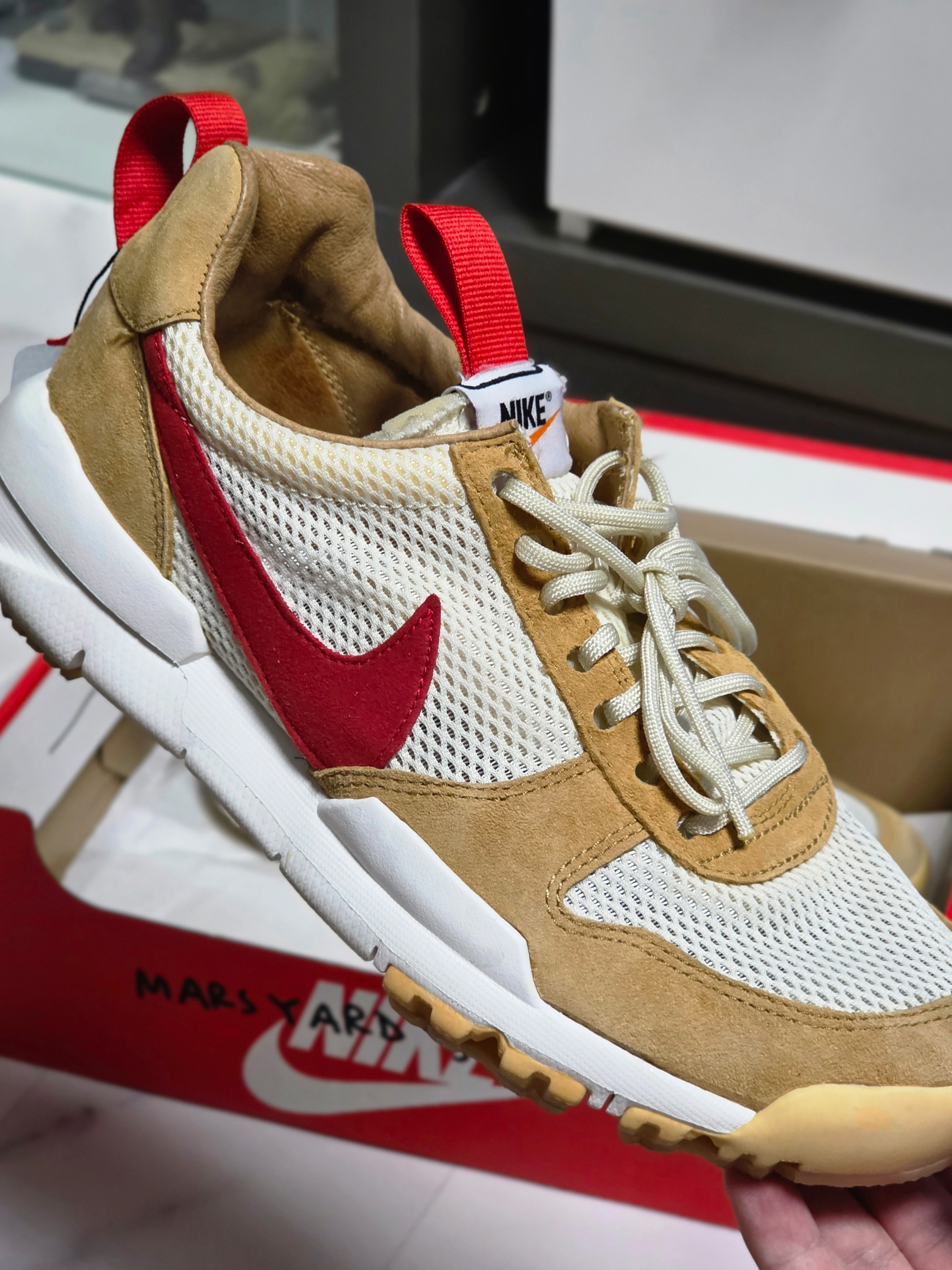 Nike x Tom Sachs Mars Yard Shoe 2.0 Space Camp 착용 스타일 - 3