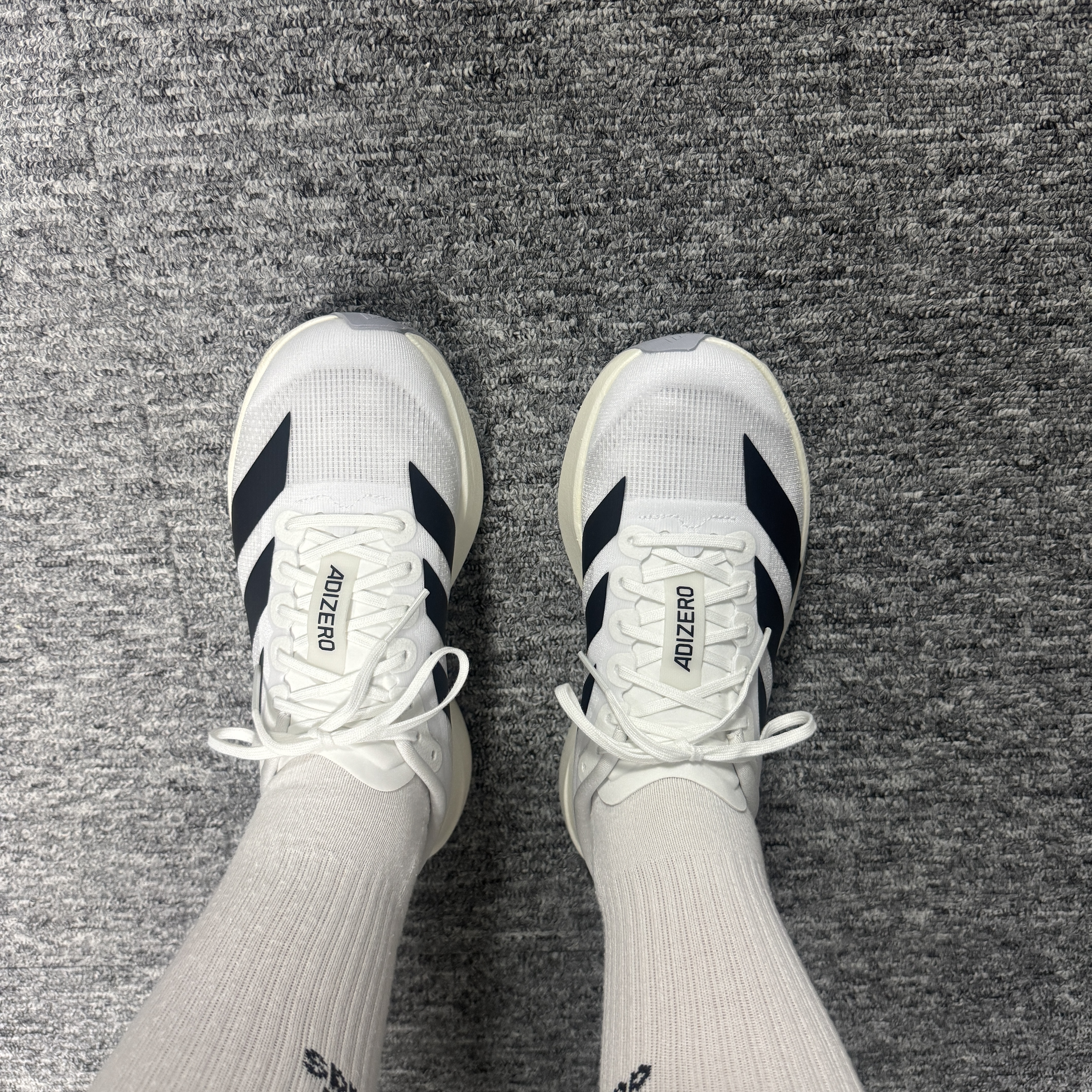(W) Adidas Adizero EVO SL Cloud White Core Black 착용 스타일 - 2