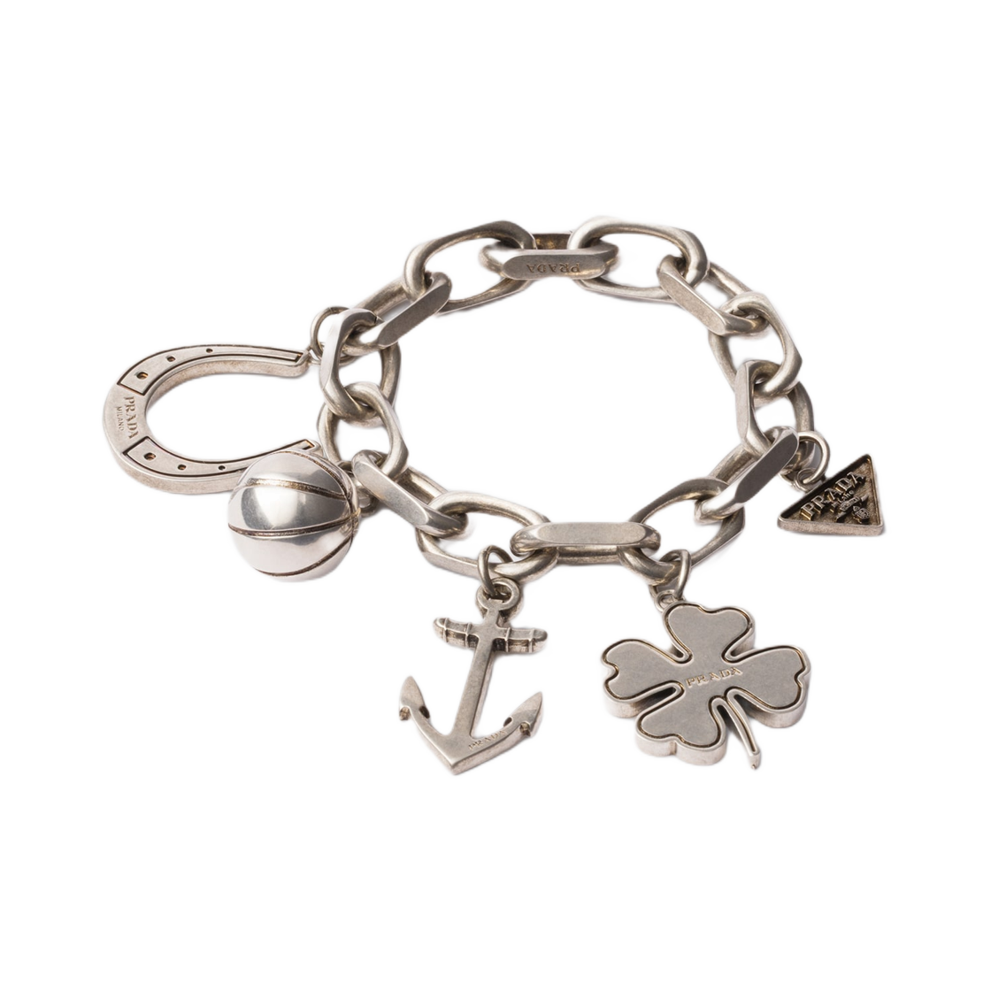 프라다 메탈 참 브레이슬릿 다크 그레이(Prada Metal Charm Bracelet Dark Grey) - 1