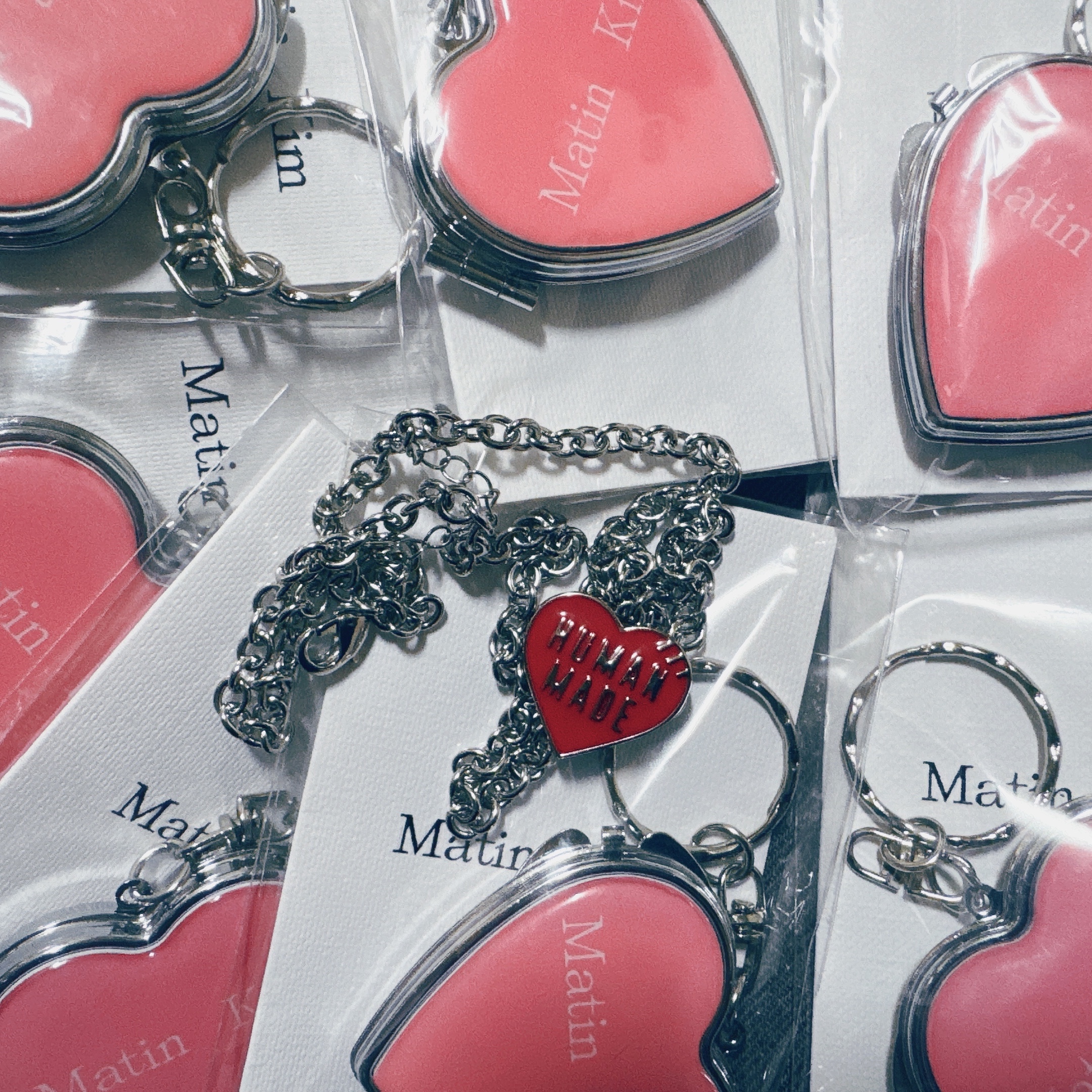 Human Made Heart Necklace Red 착용 스타일