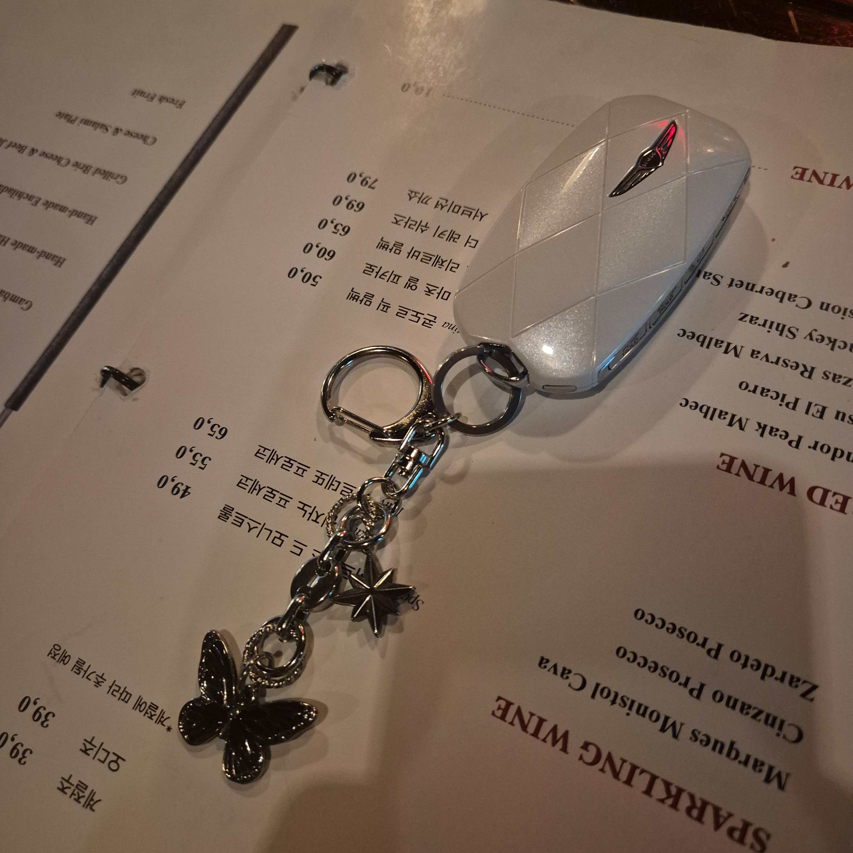 For Appeal Butterfly Key Ring 착용 스타일 - 2