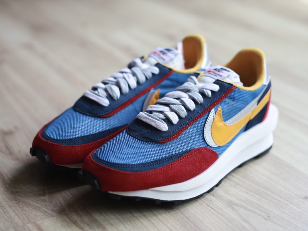 Nike x Sacai LDWaffle Blue Multi 착용 스타일