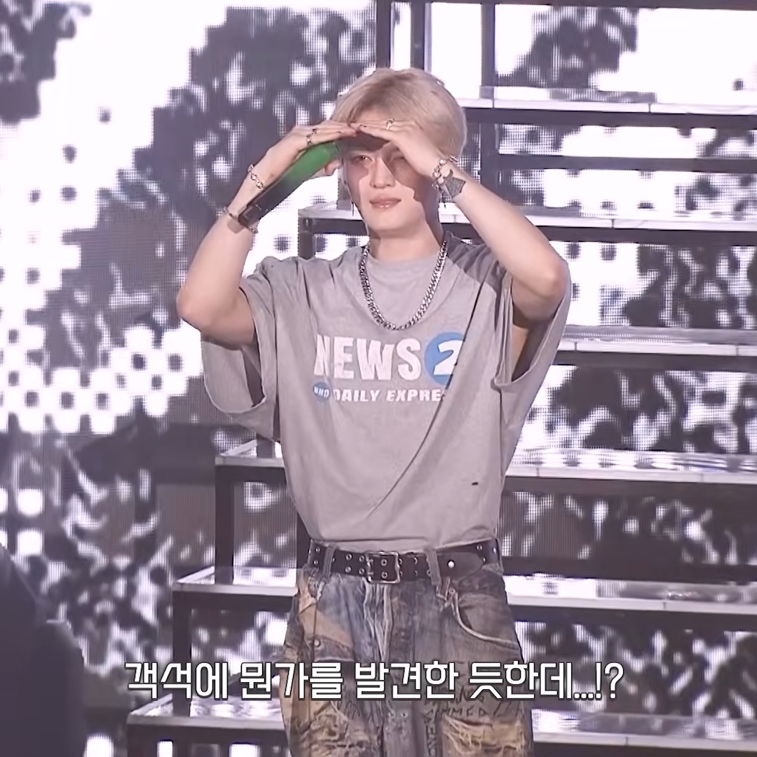 Nonnod Puckering News T-shirt Vintage grey, Nonnod Puckering News T-shirt Vintage black 착용 스타일