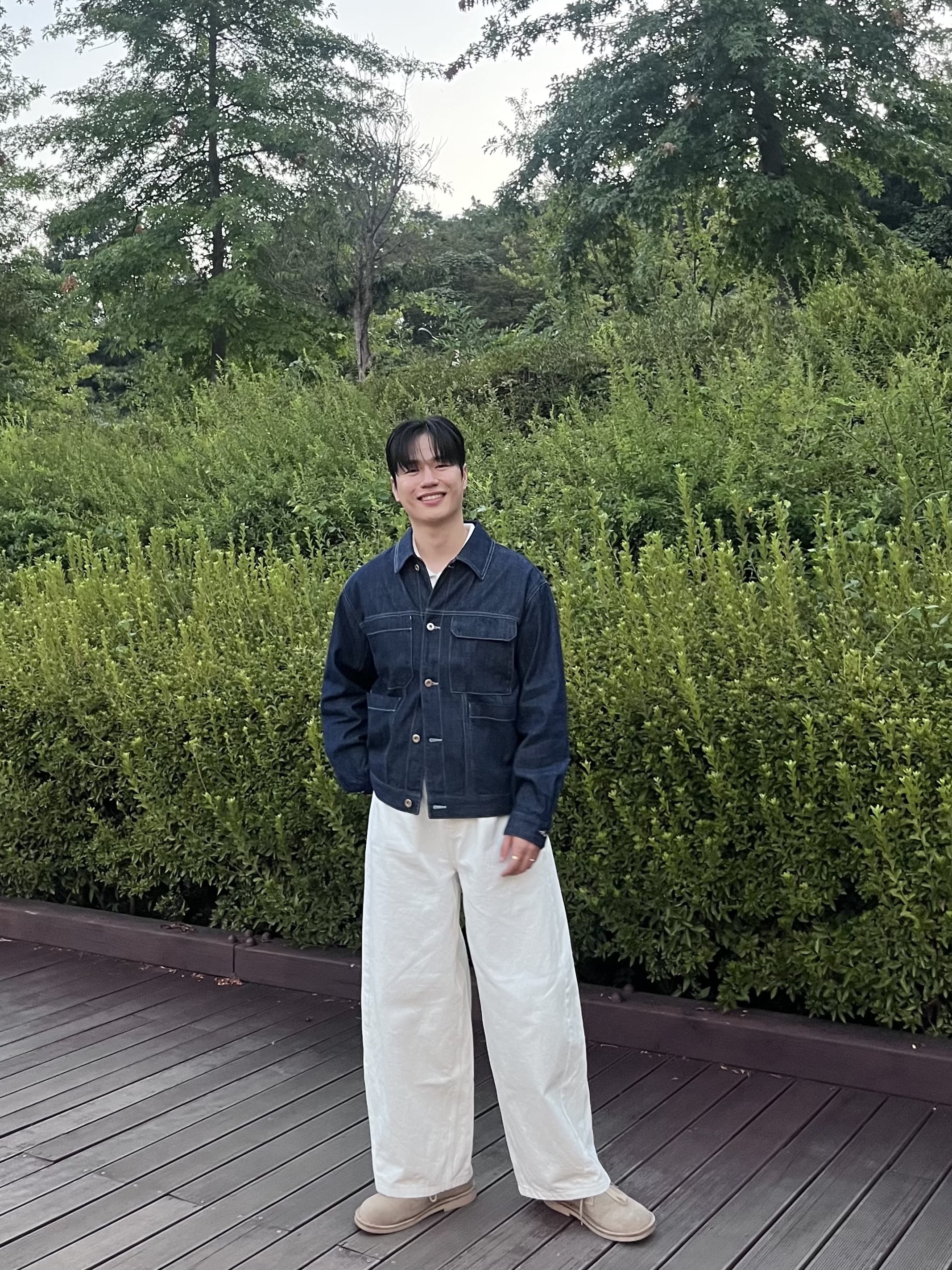 noun Wide Curved Denim Pants White 착용 스타일 - 1