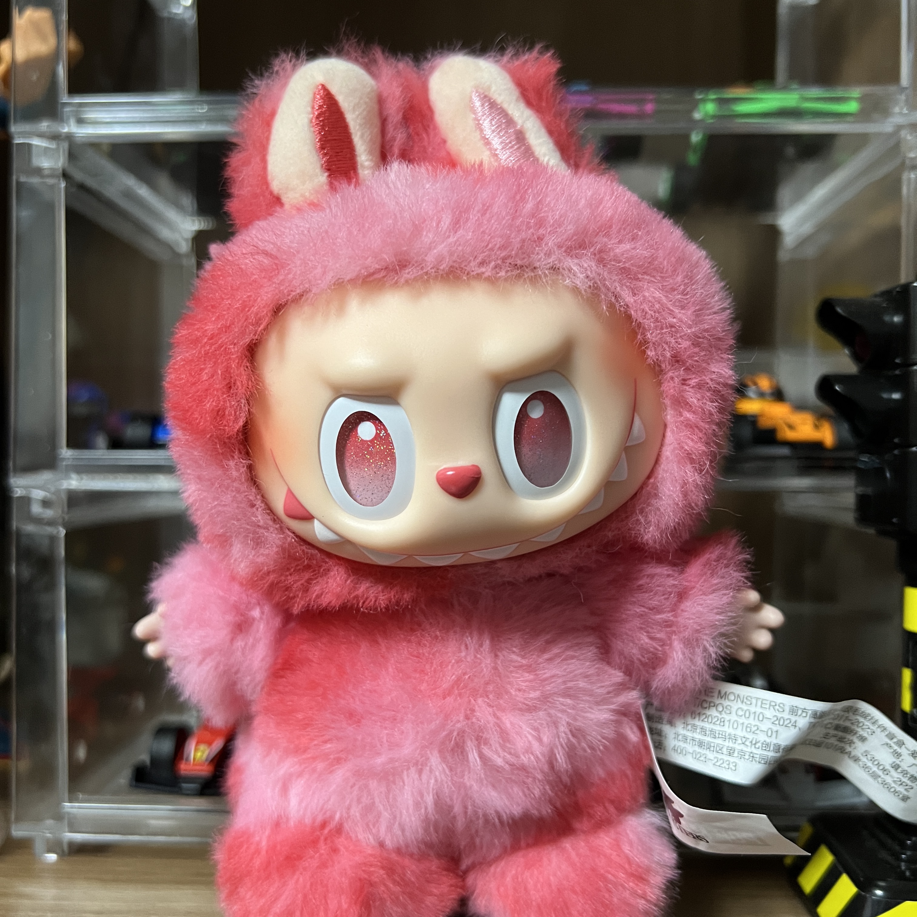 Pop Mart Labubu The Monsters Highlight Series Love Keyring (Opened Case) 착용 스타일