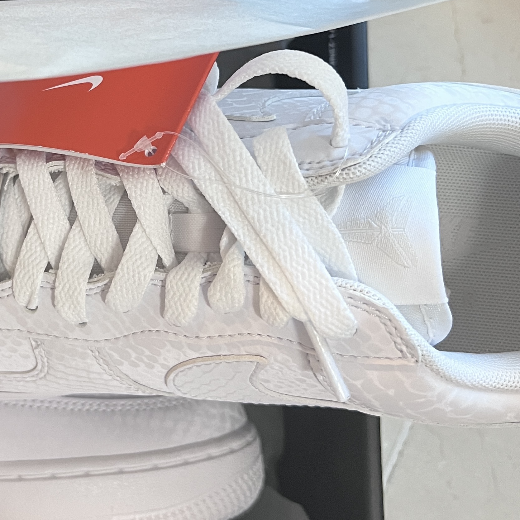 Nike x Kobe Bryant Air Force 1 Low Triple White 착용 스타일