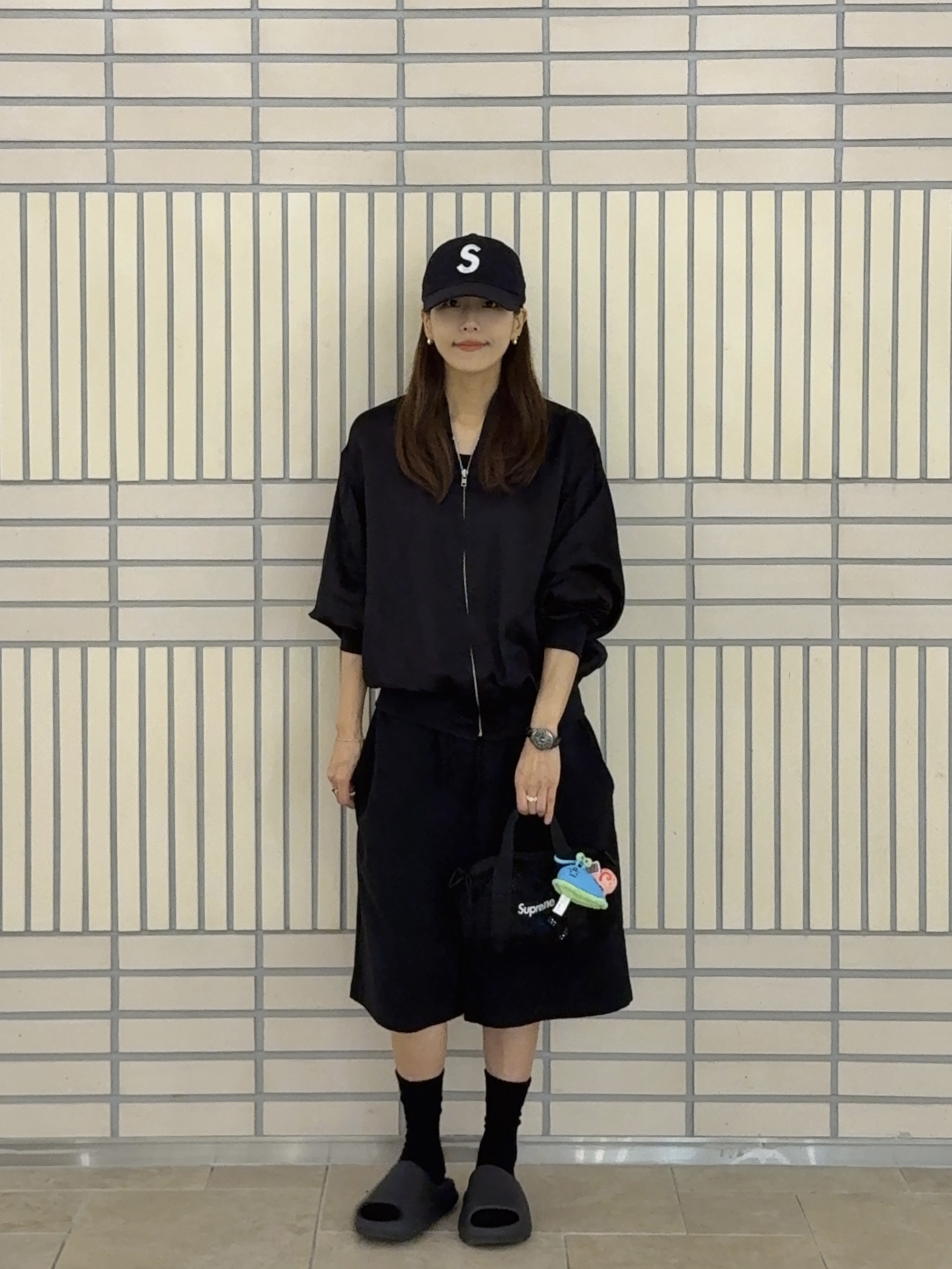 Supreme Seersucker S Logo 6-Panel Black - 24SS, CDG '84-85 Staff Blouson Black 착용 스타일 - 1