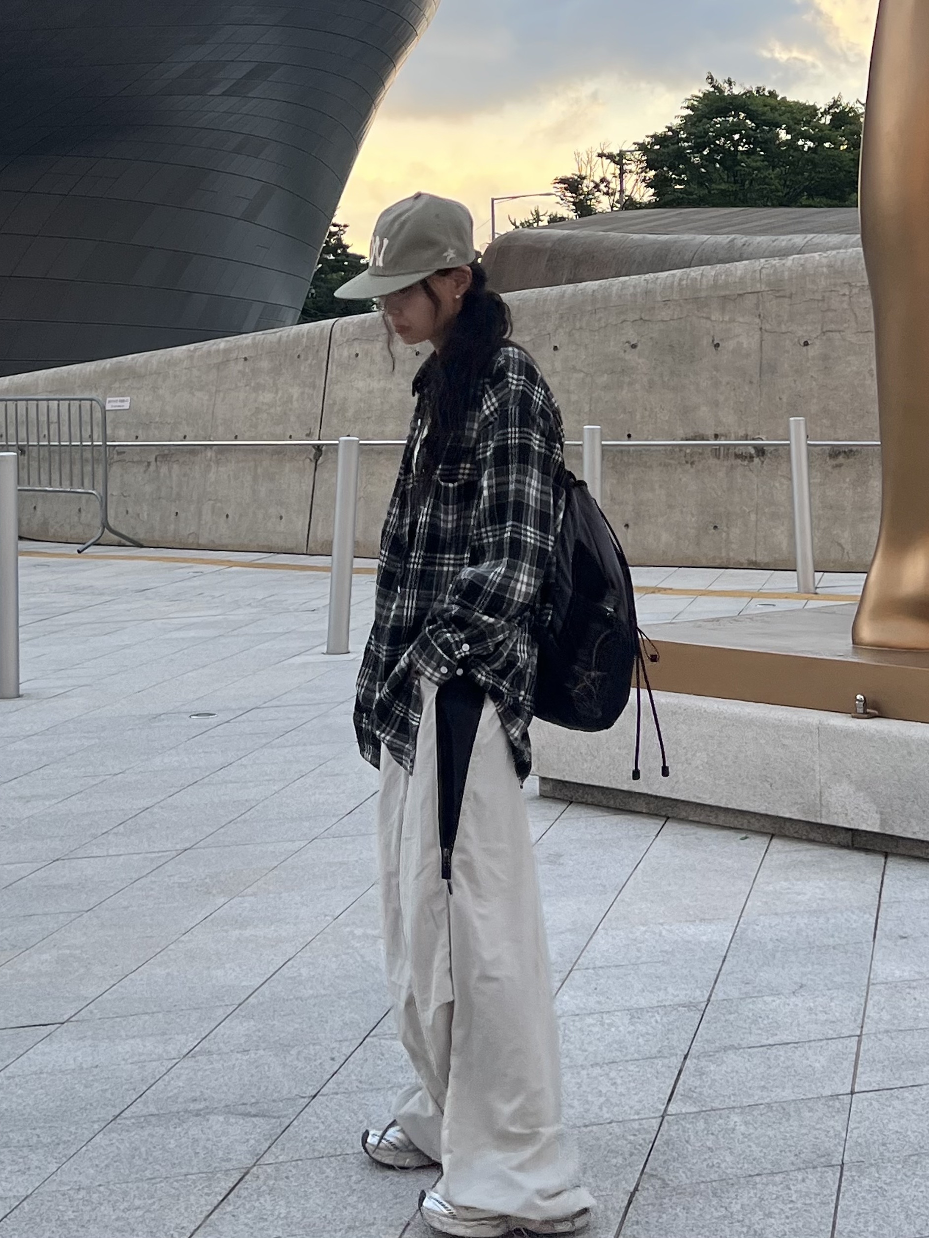 Aoiro 6-Panel Bone A/N Cap Olive 착용 스타일 - 3