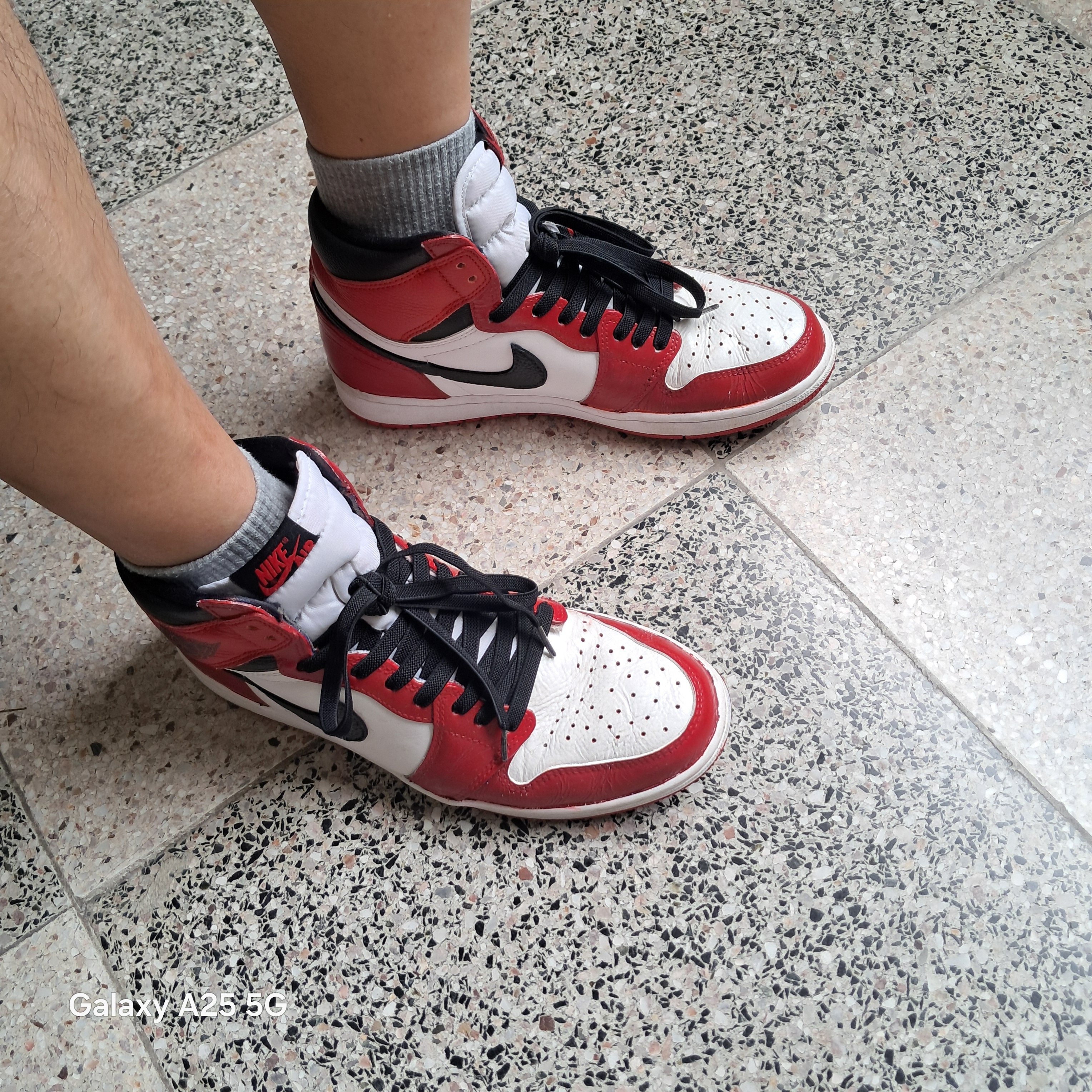 Jordan 1 Retro High OG Heritage 착용 스타일 - 1