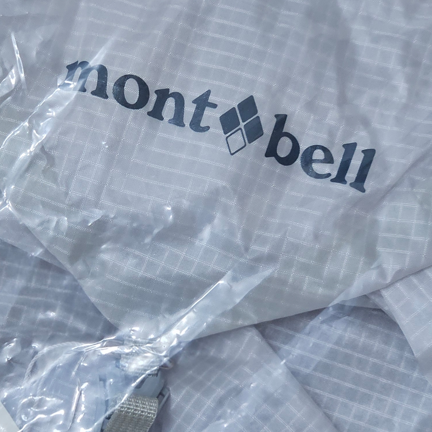 Montbell Versalite Pack 20 Backpack Ice White 착용 스타일