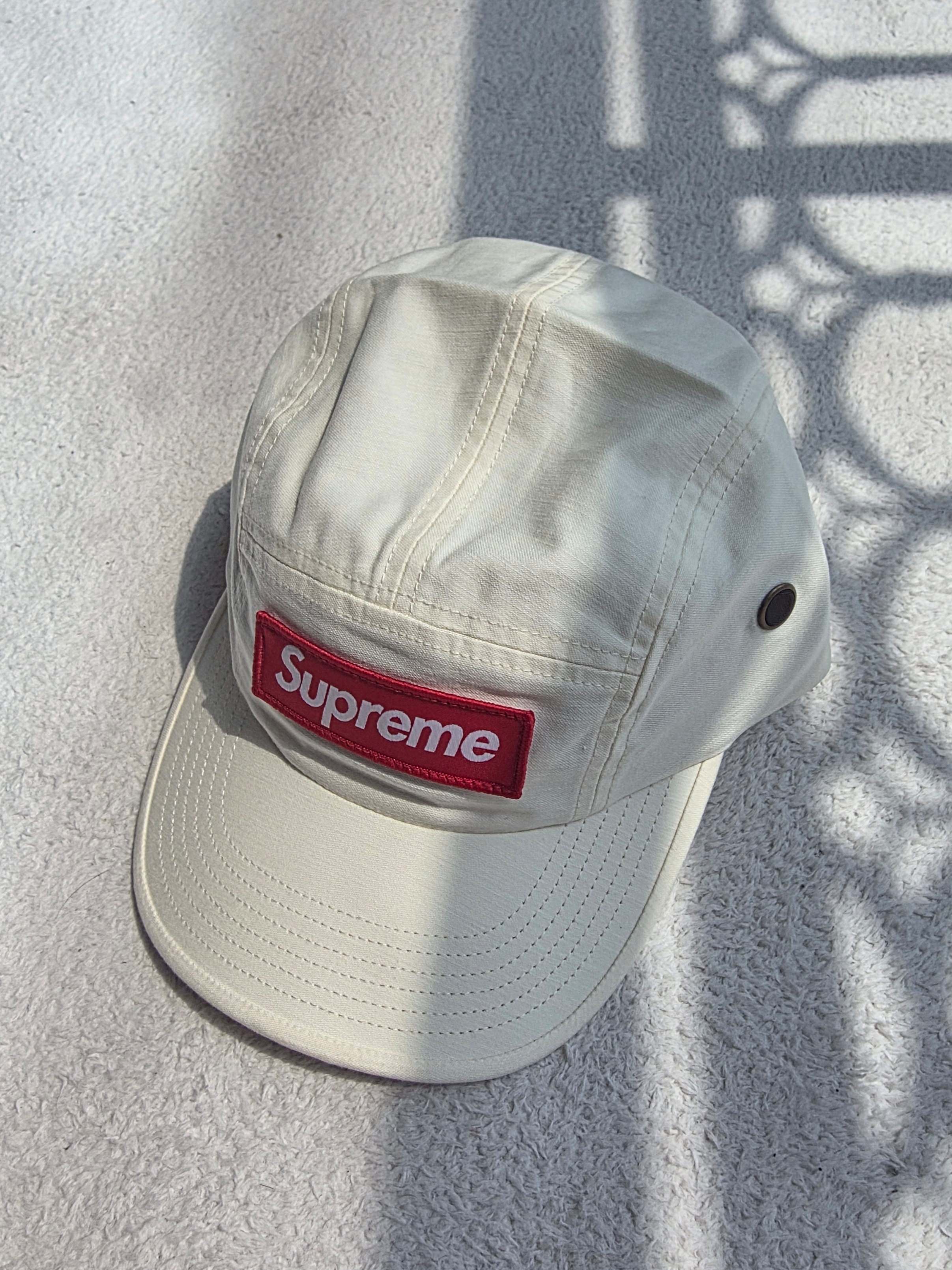 Supreme x Zoo York Camp Cap White - 25SS 착용 스타일 - 1